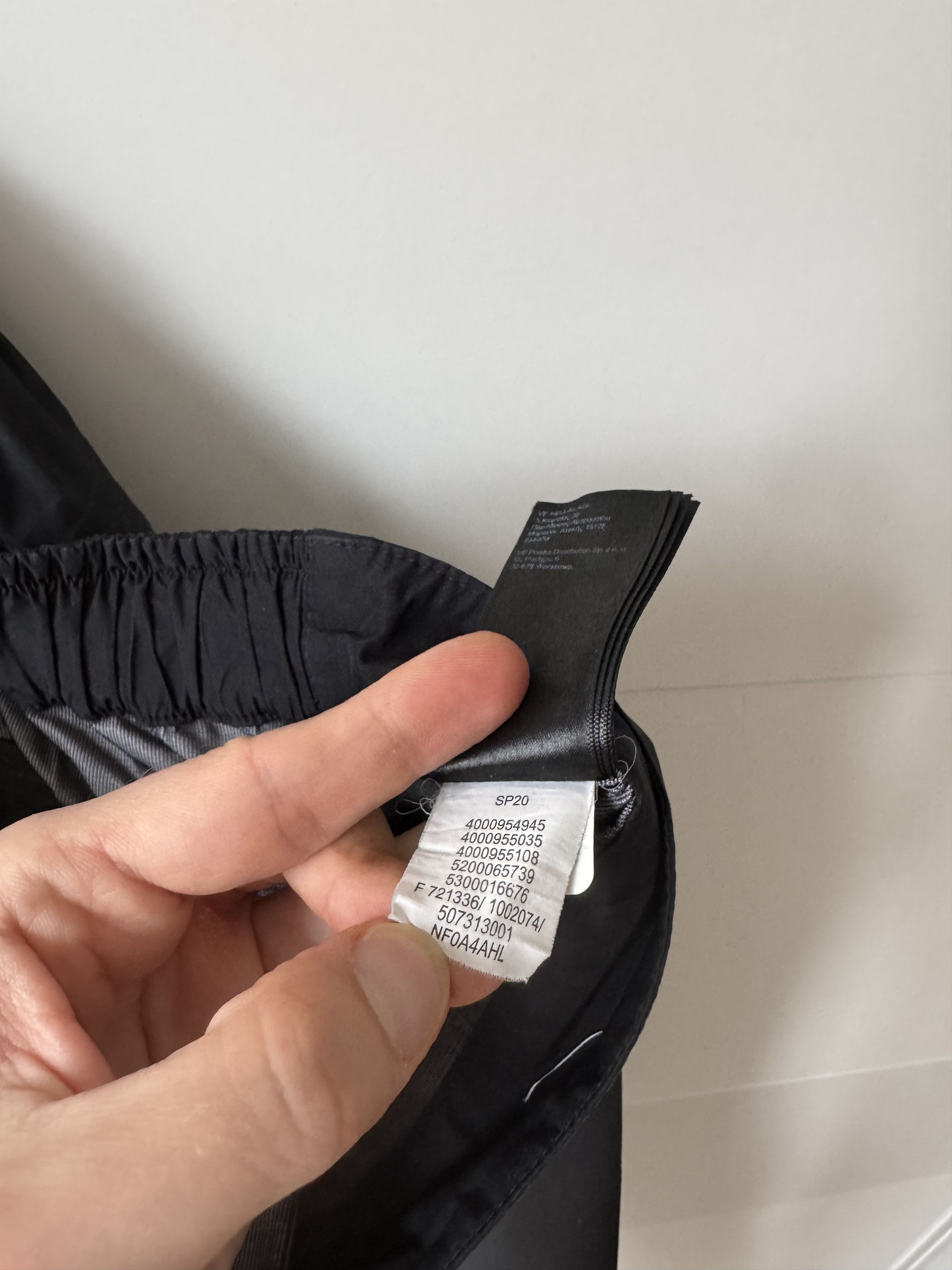 The North Face [M] Dryzzle Futurelite Full Zip Pants (SS19) Size US 30 / EU 46 - 8 Thumbnail