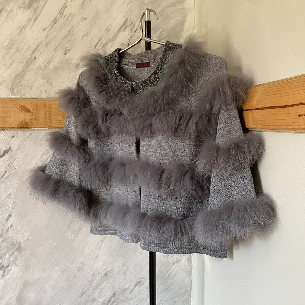 Kenzo Vintage Kenzo Falconeri Fox Fur Coat Size M / US 6-8 / IT 42-44 - 4 Thumbnail