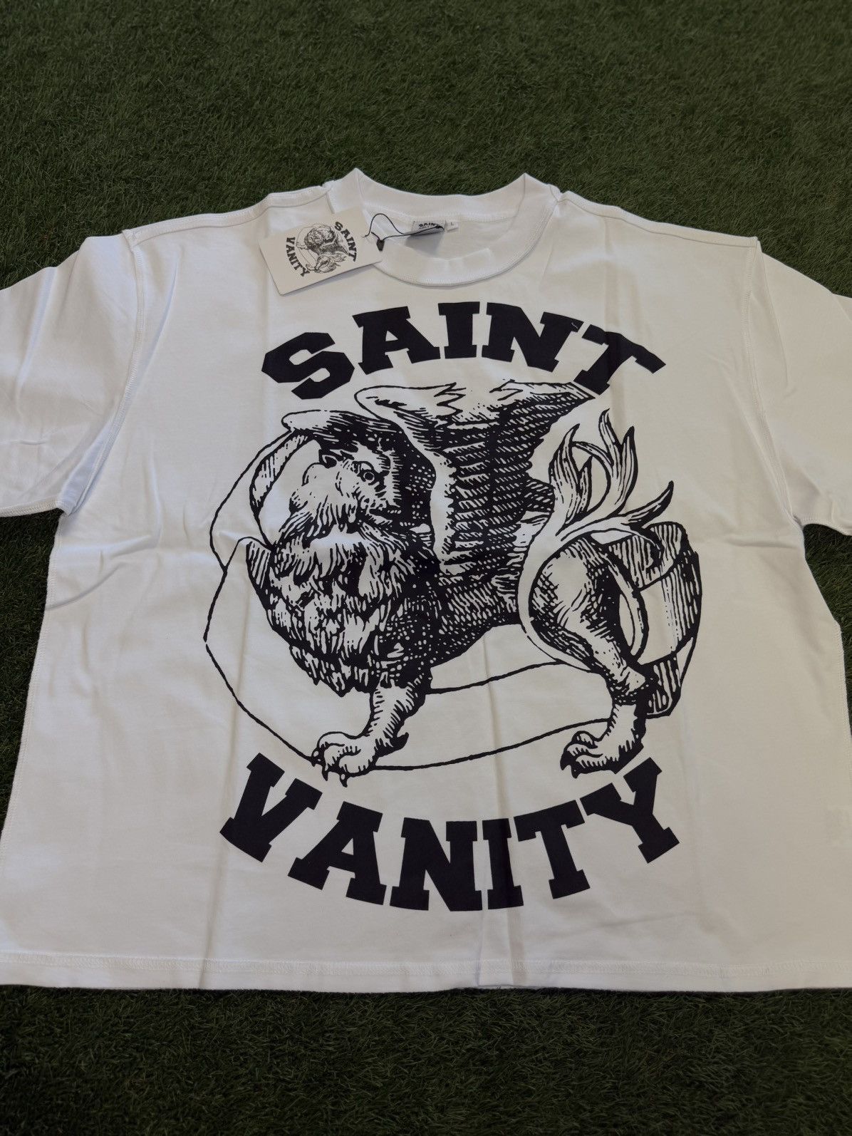 Saint Vanity Saint Vanity White Griffins Tee Shirt Size Large (NEW) Size US L / EU 52-54 / 3 - 3 Thumbnail