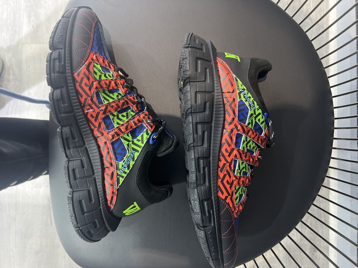 versace trigreca size 45