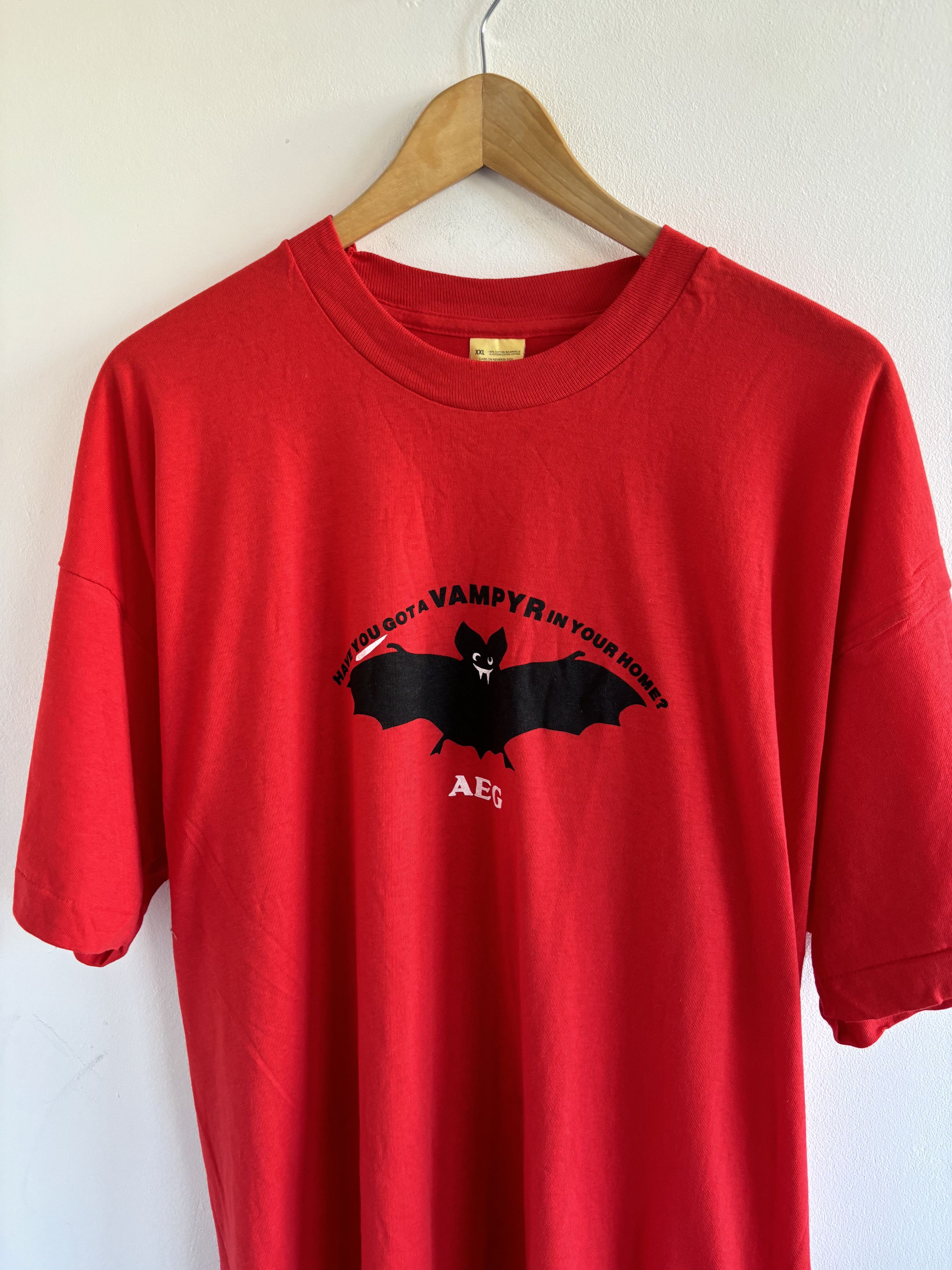 Vintage Vintage 80s Halloween Vampyr Bat Graphic Tee Size US XXL / EU 58 / 5 - 2 Thumbnail