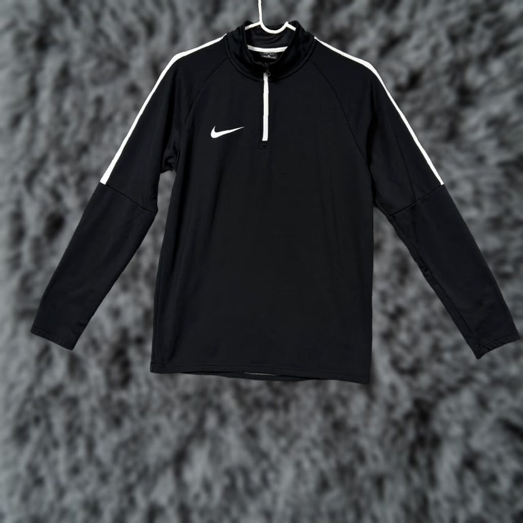 Nike Nike Dri-FIT Sweatshirt Mens Small Black 1/4 Zip Sporty Quick-Dry Training Shirt Size US S / EU 44-46 / 1 - 1 Thumbnail