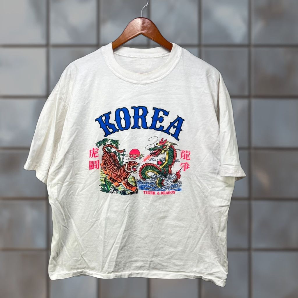 Vintage VINTAGE 90s Korea Tiger Dragon Souvenir T Shirt 2XL Size US XXL / EU 58 / 5 - 1 Thumbnail