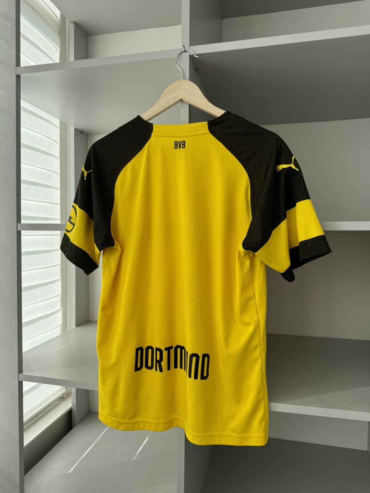 Puma × Vintage Puma Borrusia 2018 Home Jersey Size US M / EU 48-50 / 2 - 9 Thumbnail