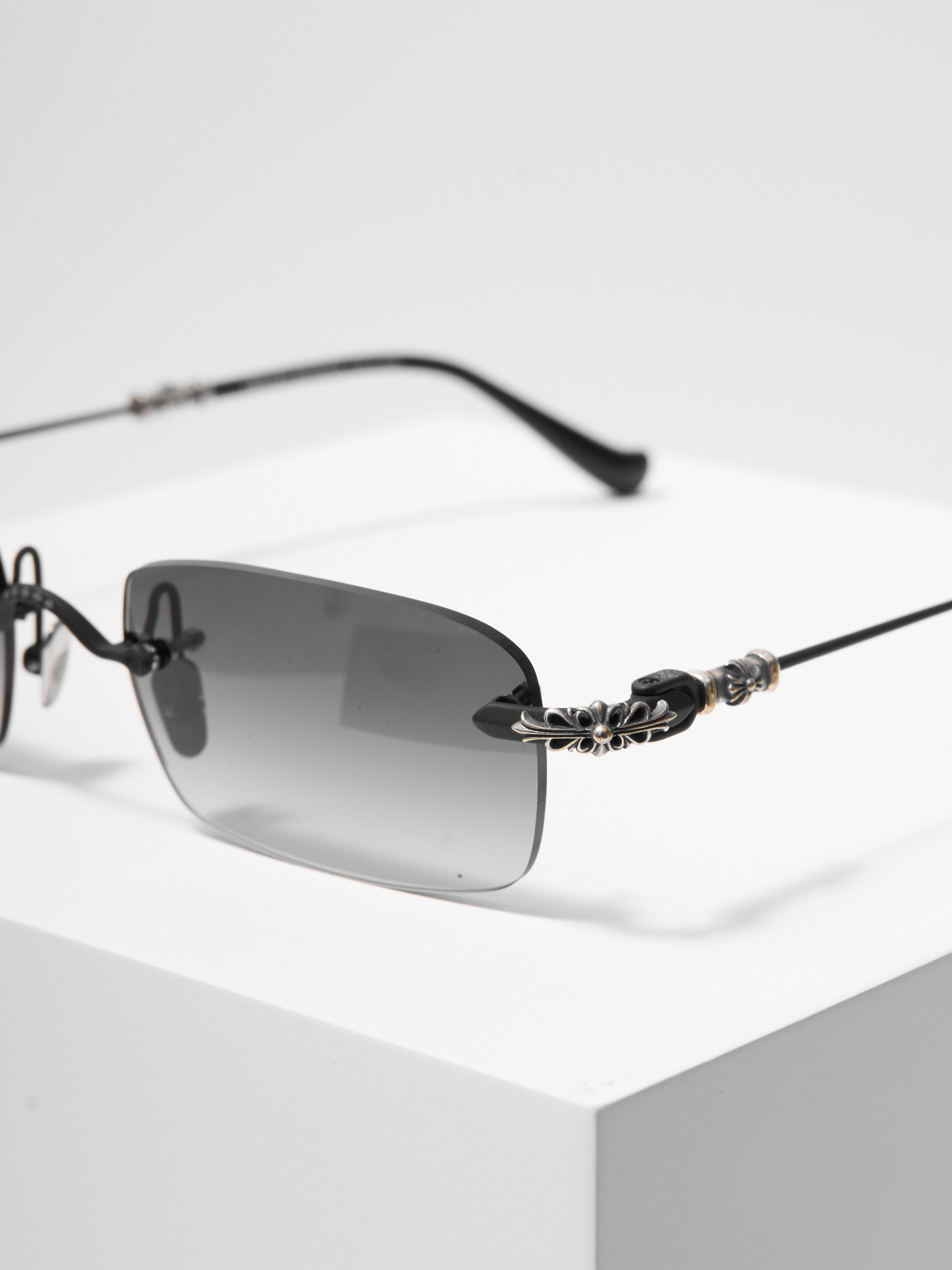 Chrome Hearts CHROME HEARTS PILLS III MATTE BLACK- MATTE BLACK Size ONE SIZE - 5 Thumbnail
