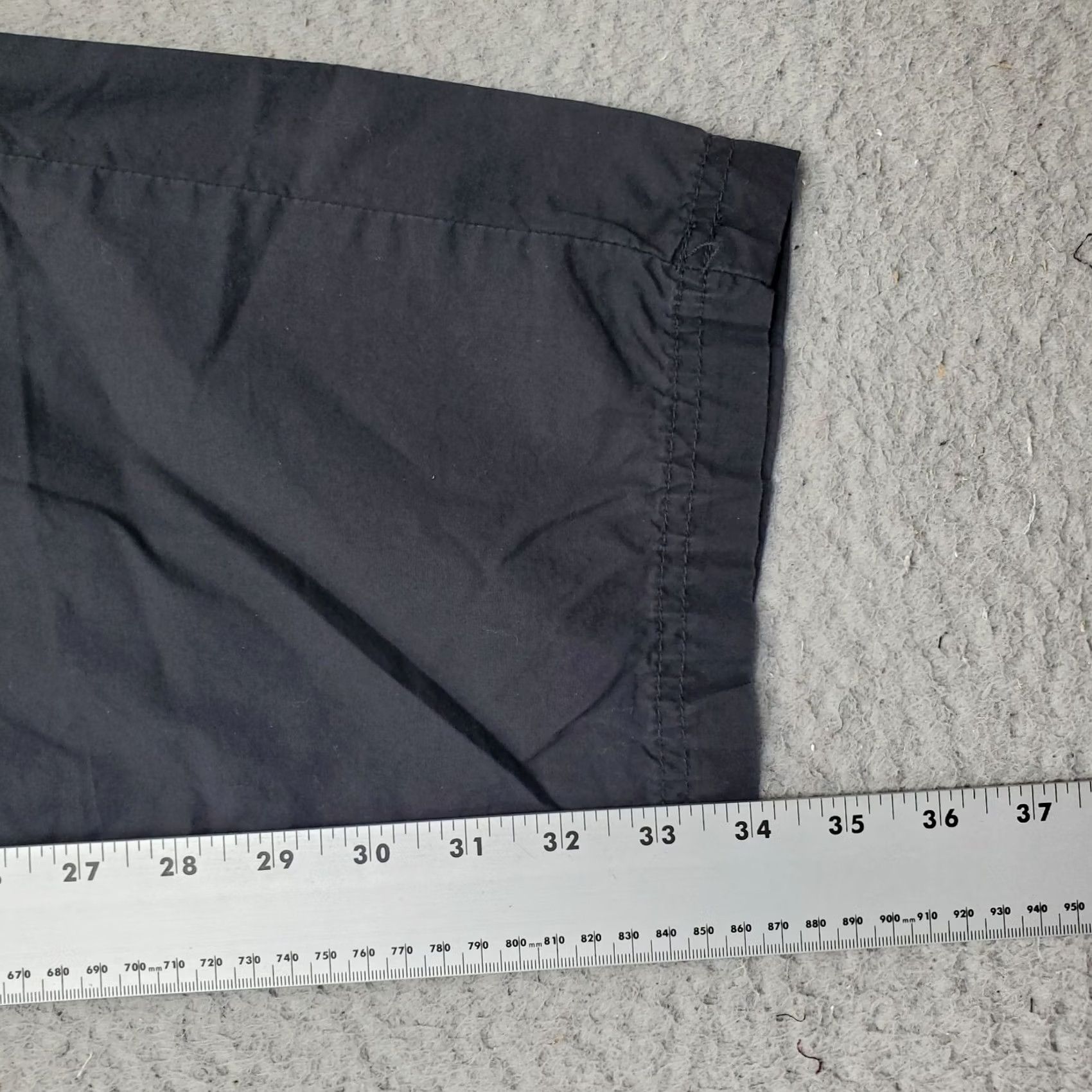 Vintage London Jeans Capri Pants Womens Size 16 Black Cargo Pockets Relaxed Fit Flat Front Size 38" / US 16 / IT 52 - 3 Thumbnail