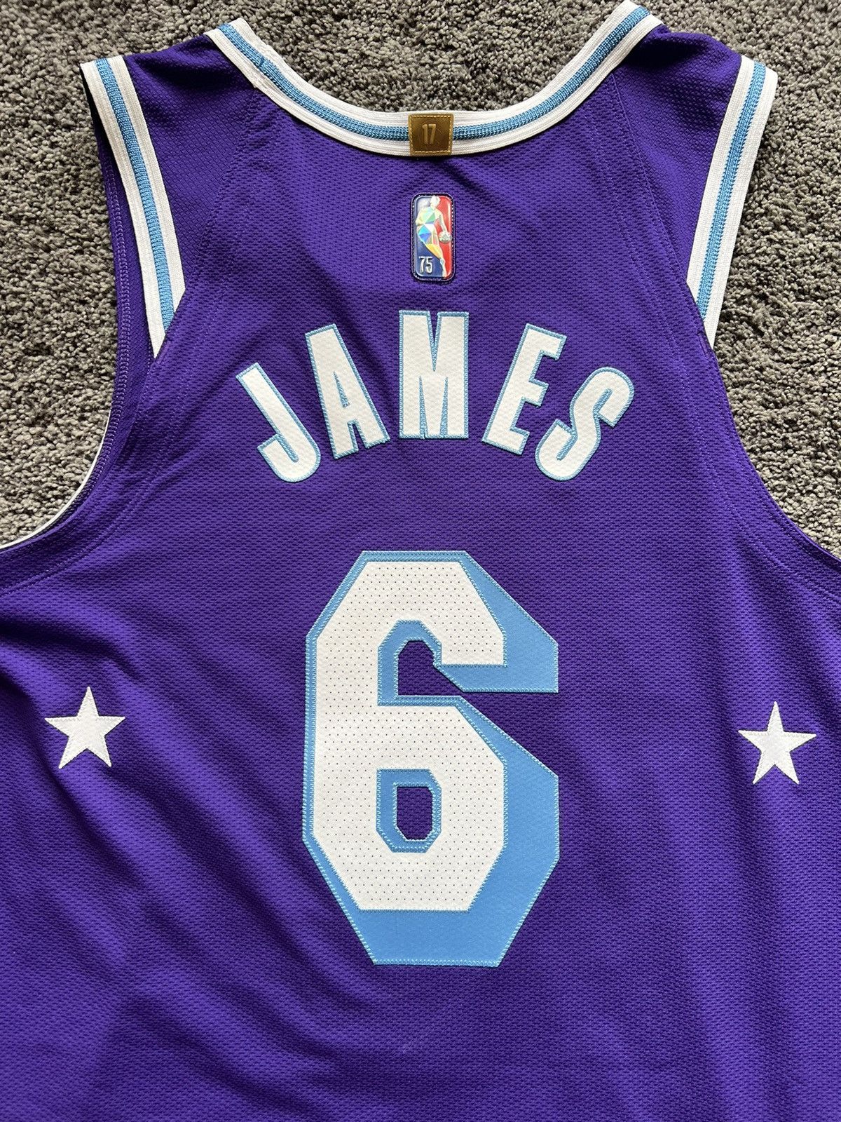 NBA × Nike Lebron James authentic Nike jersey Size US S / EU 44-46 / 1 - 4 Thumbnail