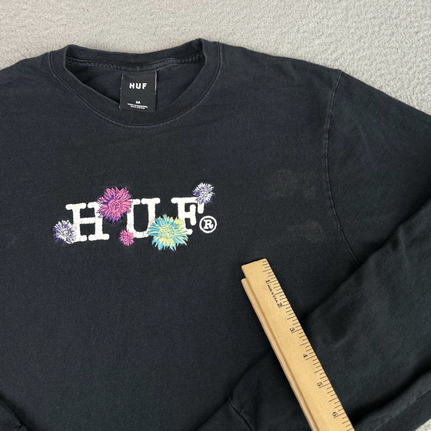 Huf Huf T Shirt Mens Medium Black Embroidered Floral Streetwear Distressed Casual Size US M / EU 48-50 / 2 - 5 Thumbnail