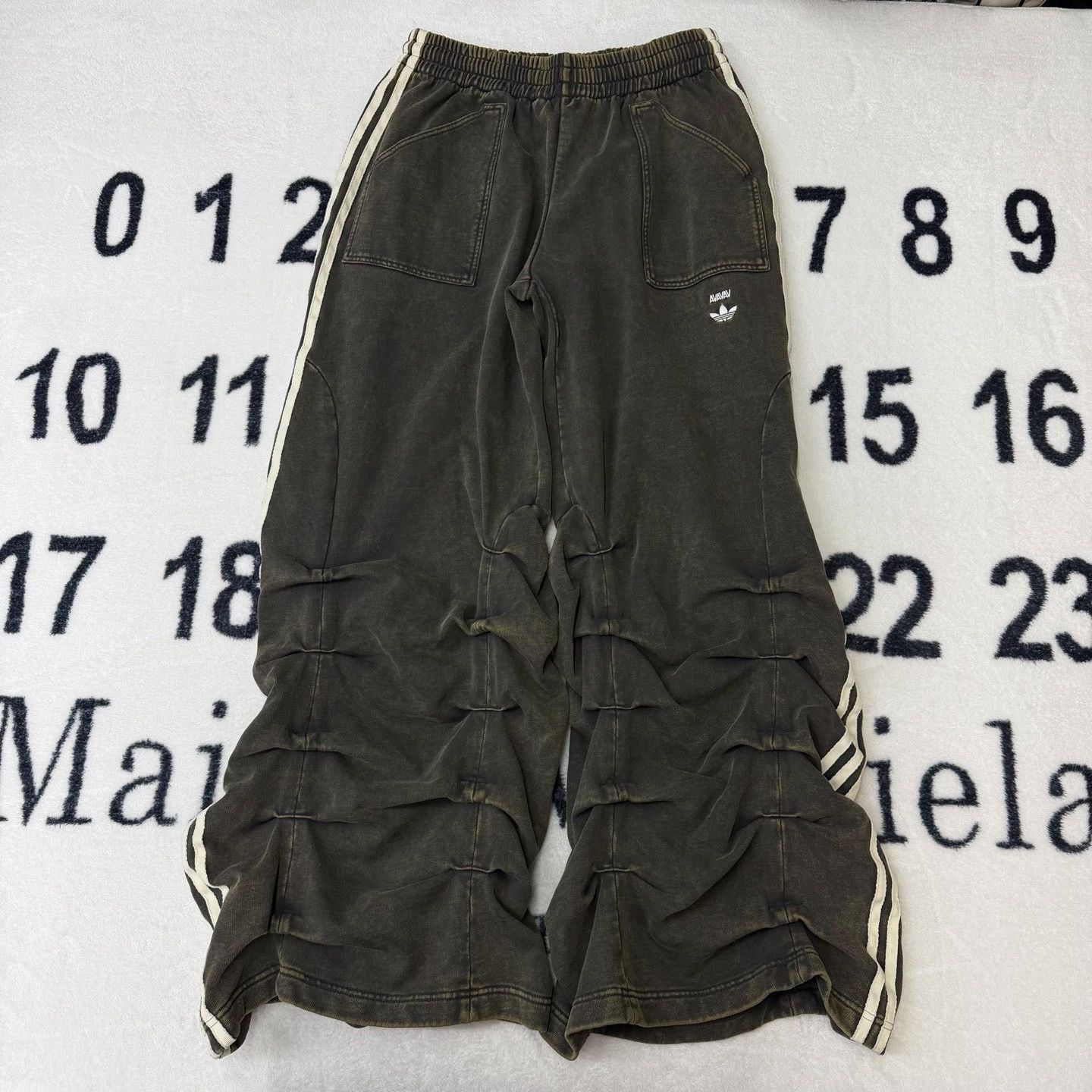 Adidas Adidas Collab Gray Sweatpants 34 Men Size US 34 / EU 50 - 1 Thumbnail