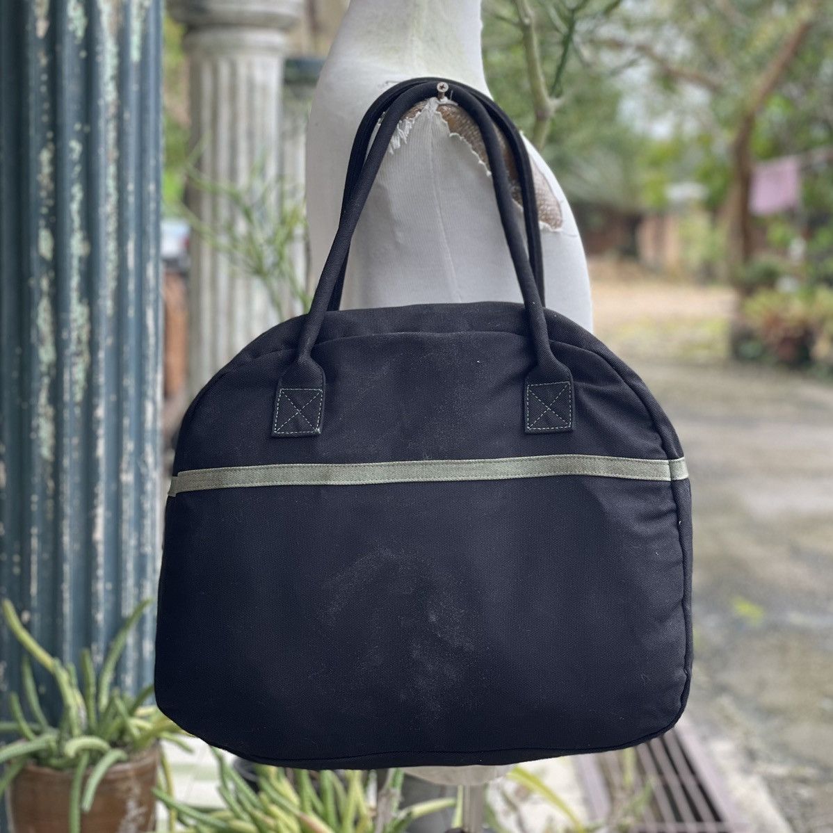 United Colors Of Benetton United Color of Benetton Cotton Shoulder Bag/Mini Luggage Size ONE SIZE - 5 Thumbnail
