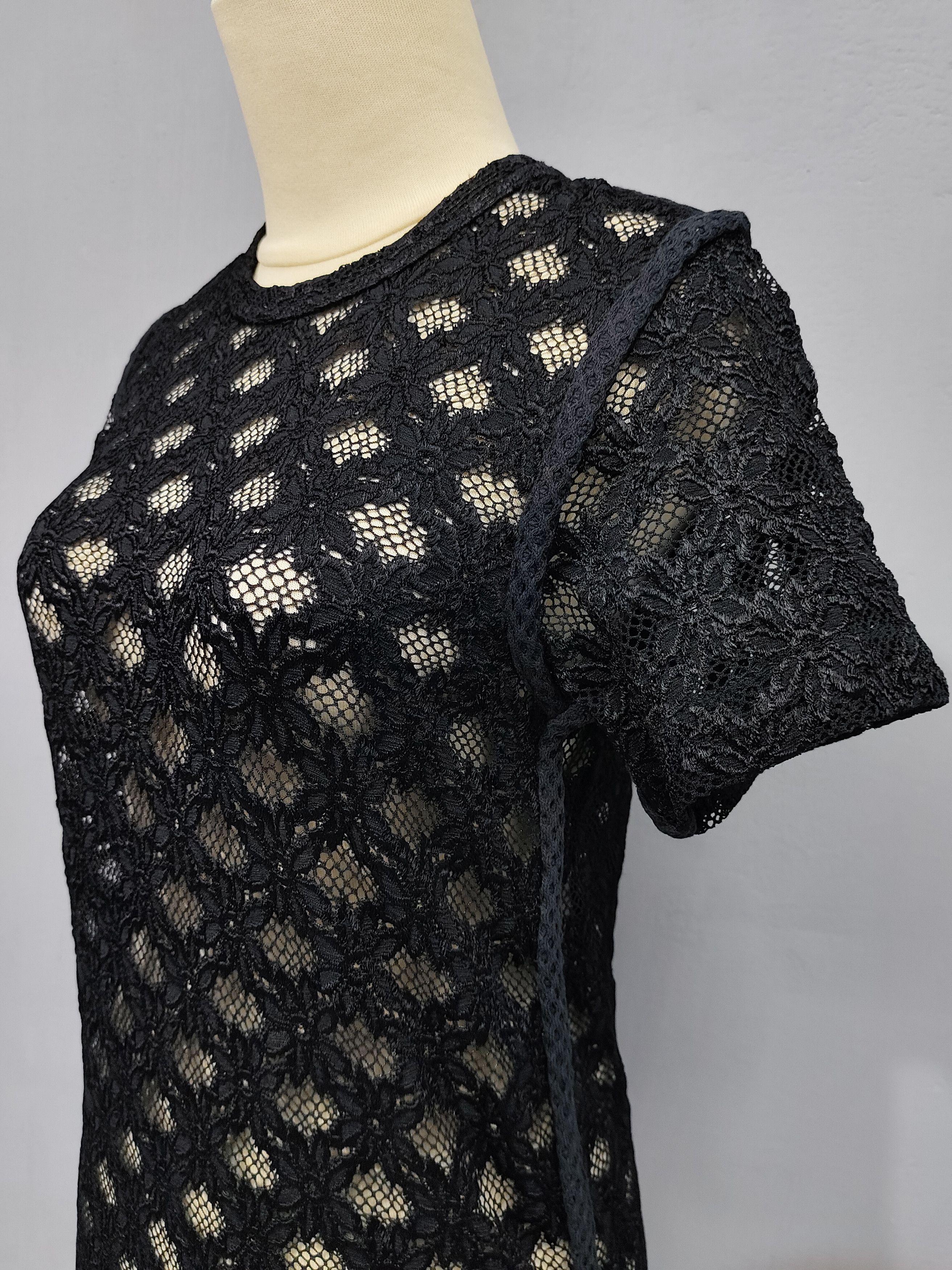 Comme des Garcons 2000s CDG🔥 Gothic Minimalist Floral Crochet Lace MeshTop Size M / US 6-8 / IT 42-44 - 4 Thumbnail