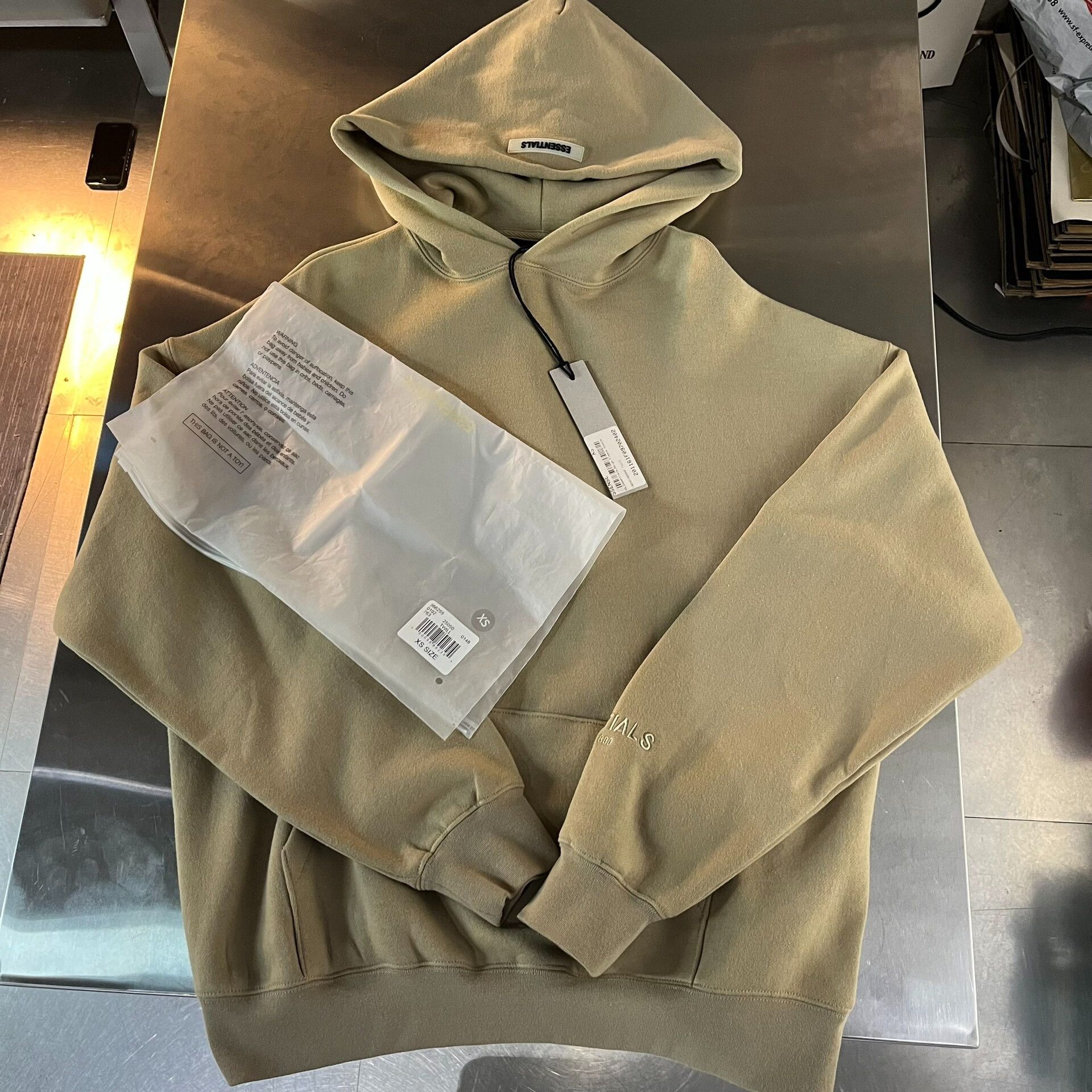 Fear of God FOG Fear of God 19FW Essentials 3M Reflective Hoodie Size US XS / EU 42 / 0 - 1 Thumbnail