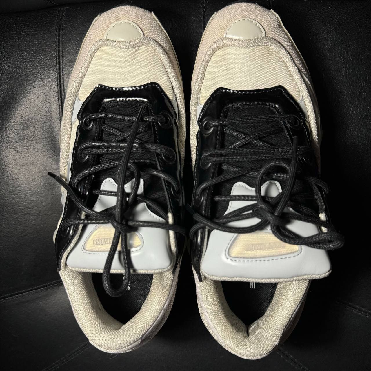 Adidas × Raf Simons 10us Adidas Raf Simons Ozweego Cream white Size US 10 / EU 43 - 7 Thumbnail