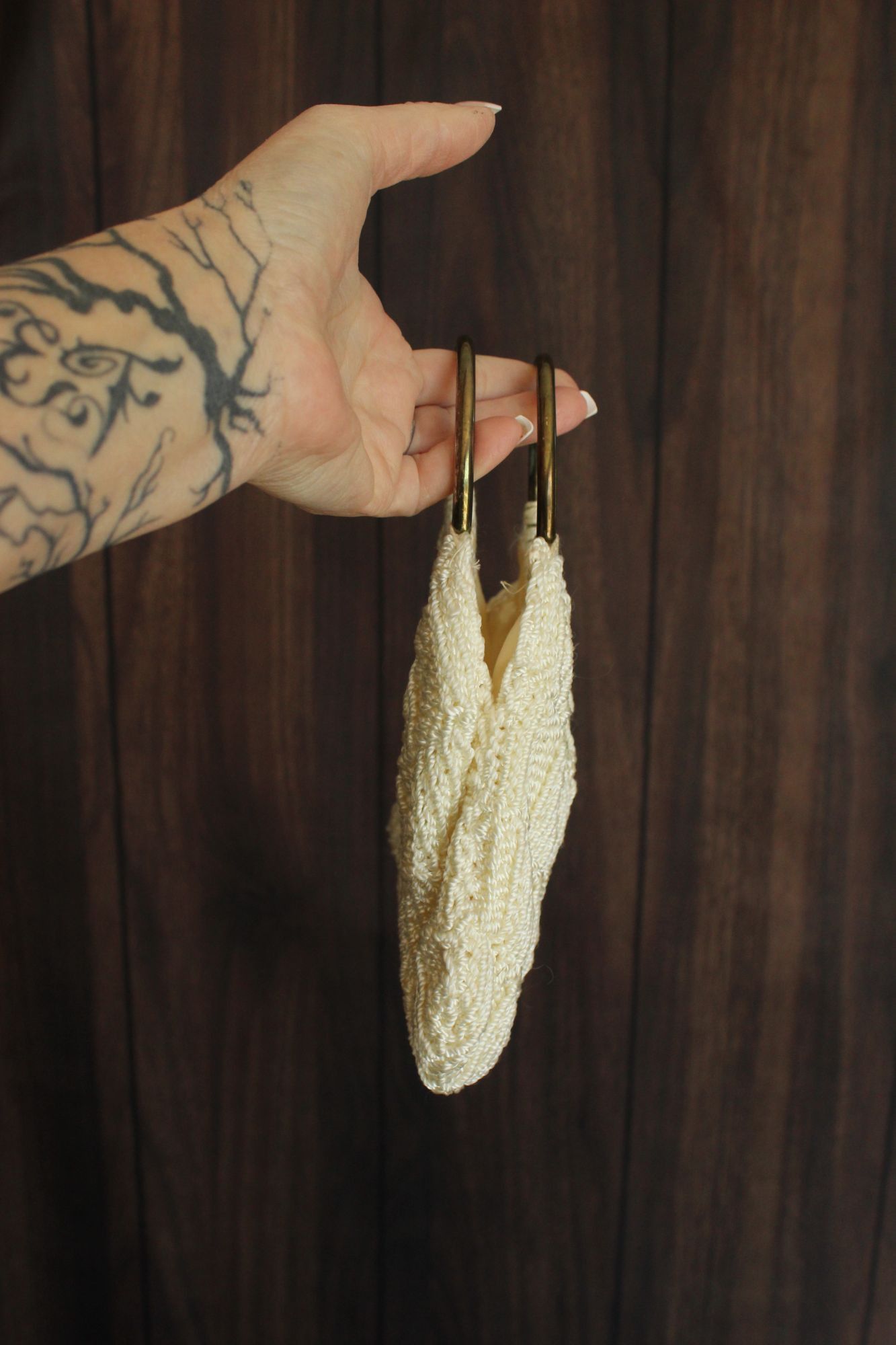 Vintage Vintage 1960s Ivory Crochet Purse, Woven with Metal Wrist Ha Size ONE SIZE - 10 Thumbnail
