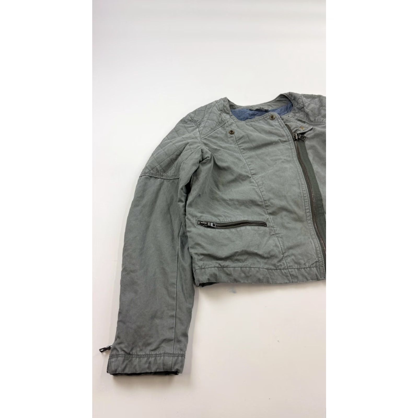 Gap Gap Moto Jacket Womens 12 Gray Cropped Asym Zip Quilted Zipper Pockets Short Jacket Womens Clothing Size XL / US 12-14 / IT 48-50 - 2 Thumbnail