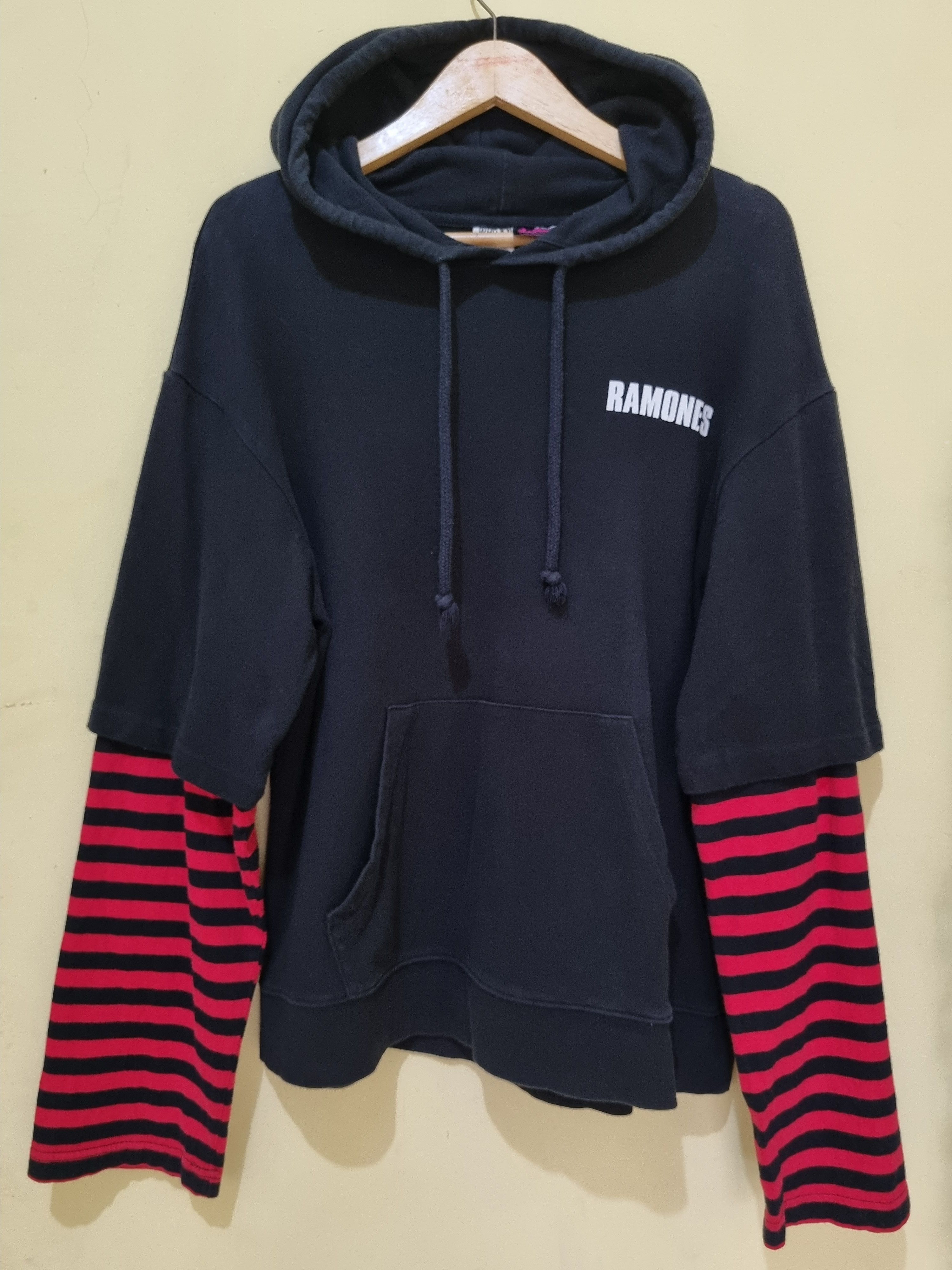 Band Tees Ramones WHO.A.U hoodie Size US M / EU 48-50 / 2 - 2 Thumbnail