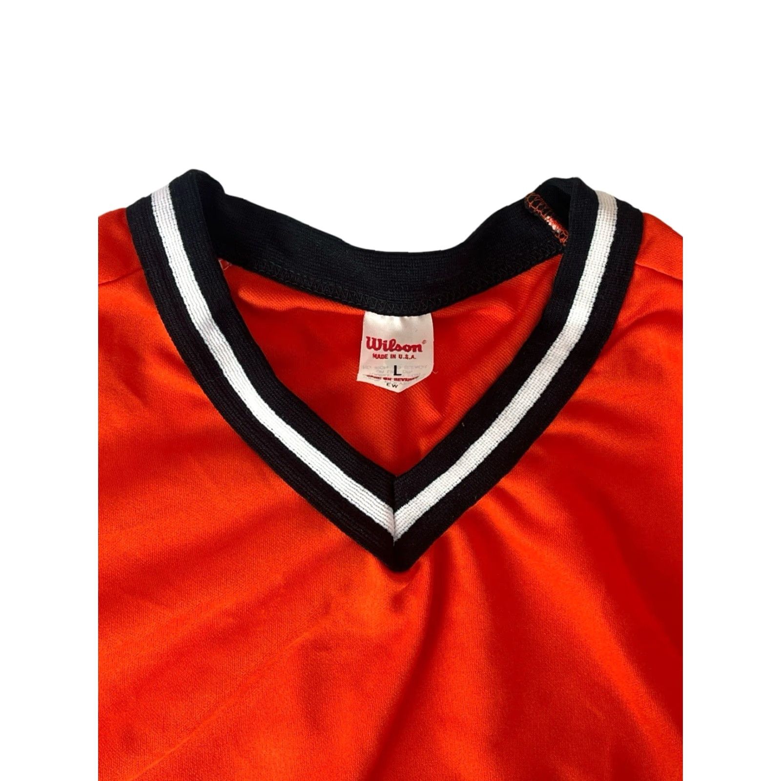 Wilson VINTAGE Wilson T-Shirt Mens L Orange 90s USA Made Short Sleeve V-Neck NOS NWT Athletic Tee Shirts Size US L / EU 52-54 / 3 - 7 Thumbnail