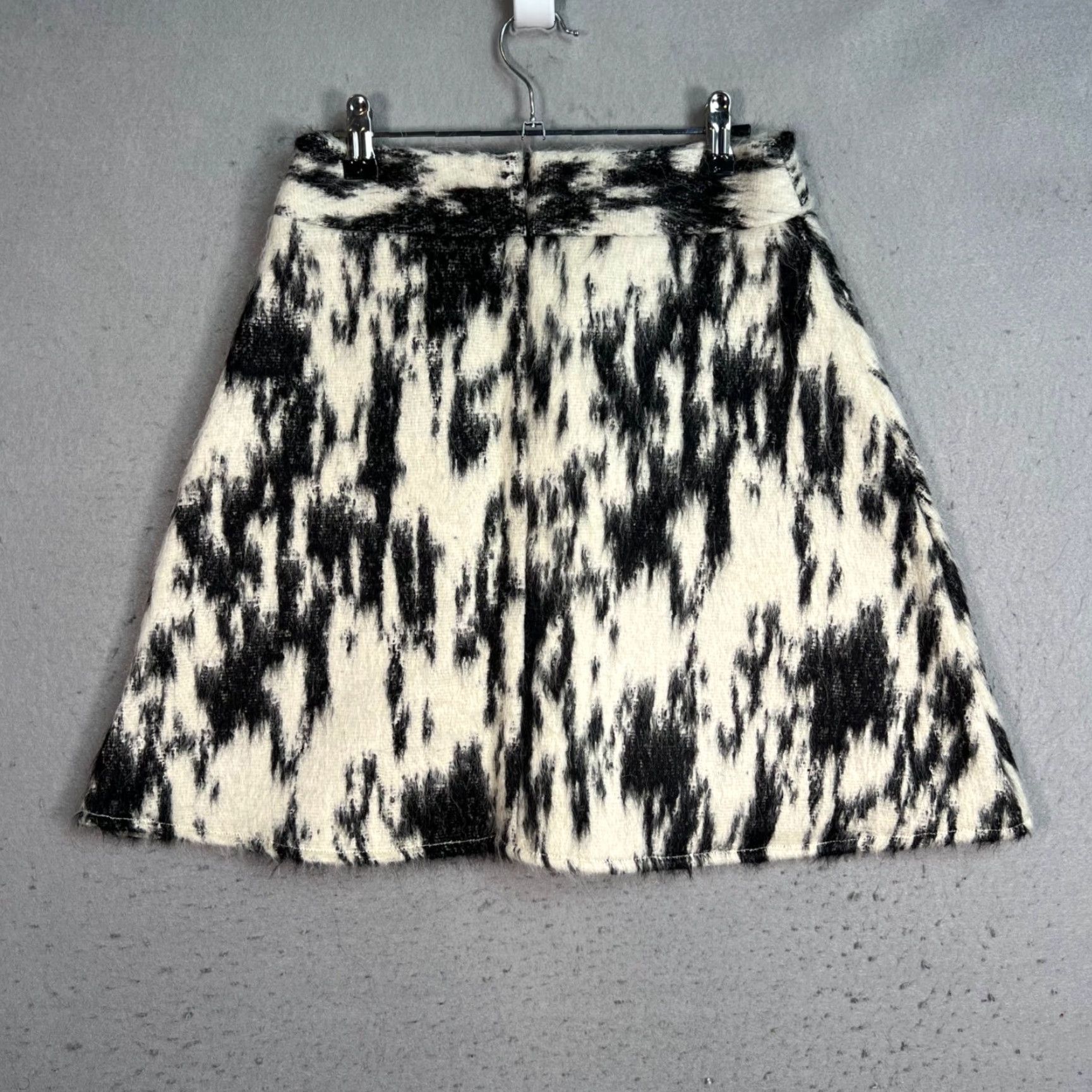 Vintage VINTAGE Beaufille Black Wool Blend Mini Skirt Womens Size Small Size 28" / US 6 / IT 42 - 2 Thumbnail