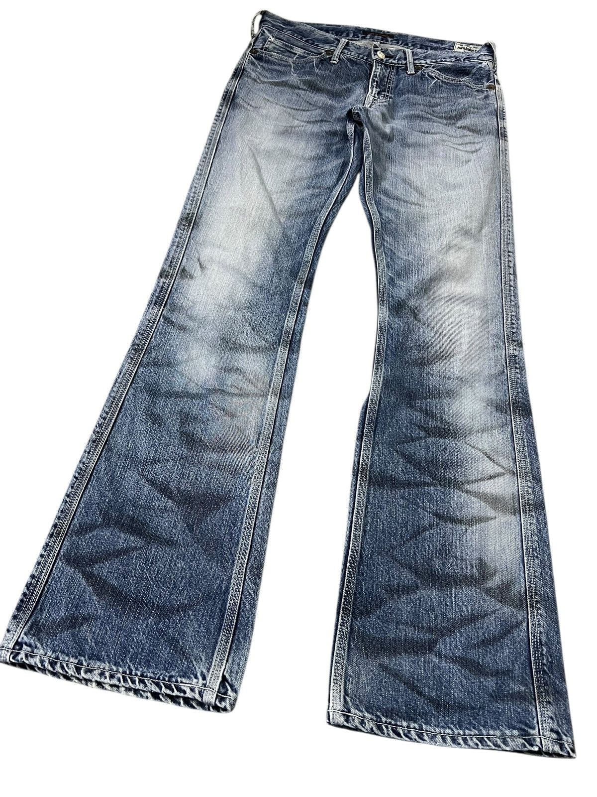 Japanese Brand 💥Flare💥Vintage Blue Way Faded Claw Jean Made In Nippon Size US 32 / EU 48 - 1 Thumbnail