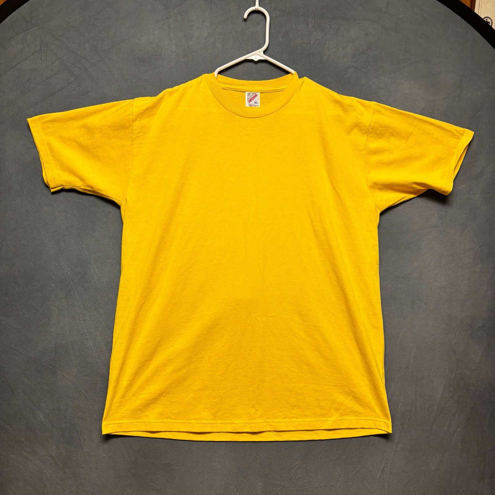 Jerzees Vintage Jerzees 50/50 Yellow T-Shirt XL USA Made Russell Co Size US XL / EU 56 / 4 - 1 Thumbnail