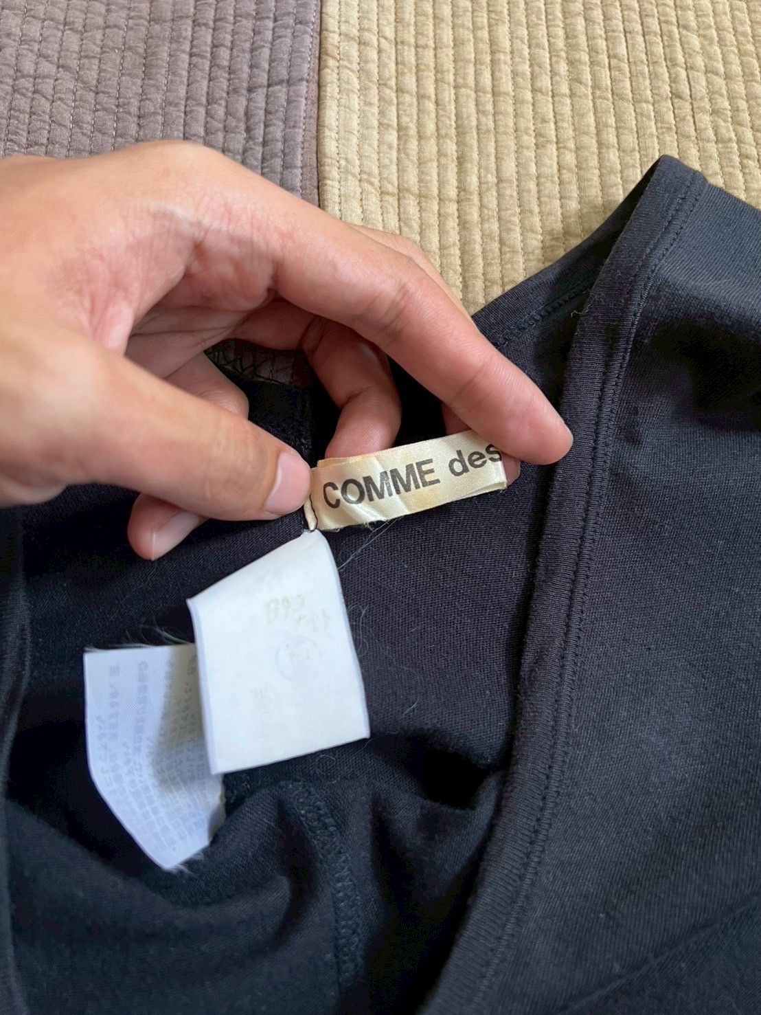 Comme des Garcons Very Rare* SS1992 Comme des Garçons V-neck Oversized Tshirt Size XXL / US 16-18 / IT 52-54 - 4 Thumbnail