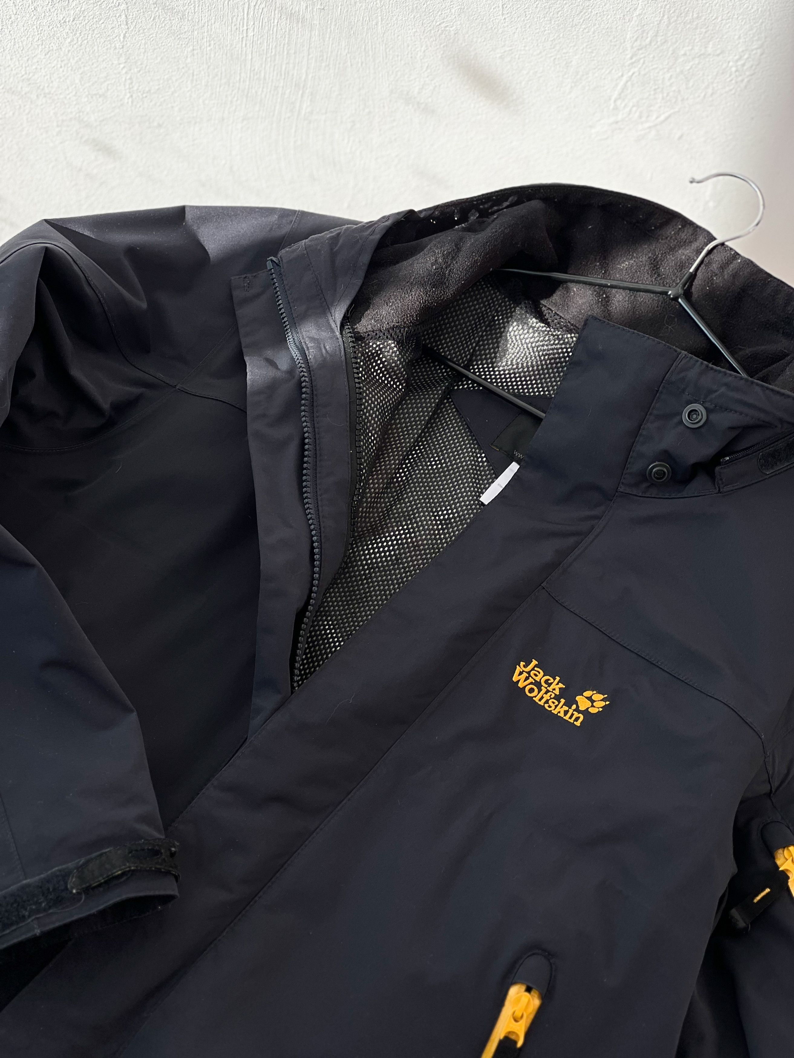 Jack Wolfskin Jack Wolfskin membrane jacket Size US M / EU 48-50 / 2 - 2 Thumbnail