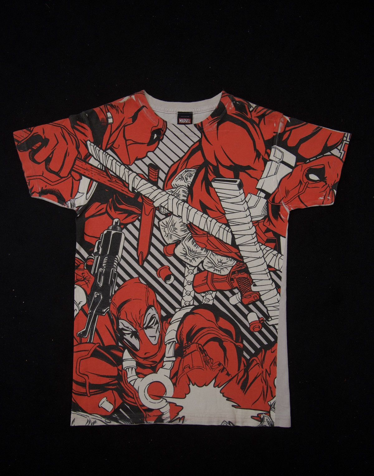 Marvel Comics Deadpool Vintage allover print mad engine Tag Size US S / EU 44-46 / 1 - 3 Thumbnail