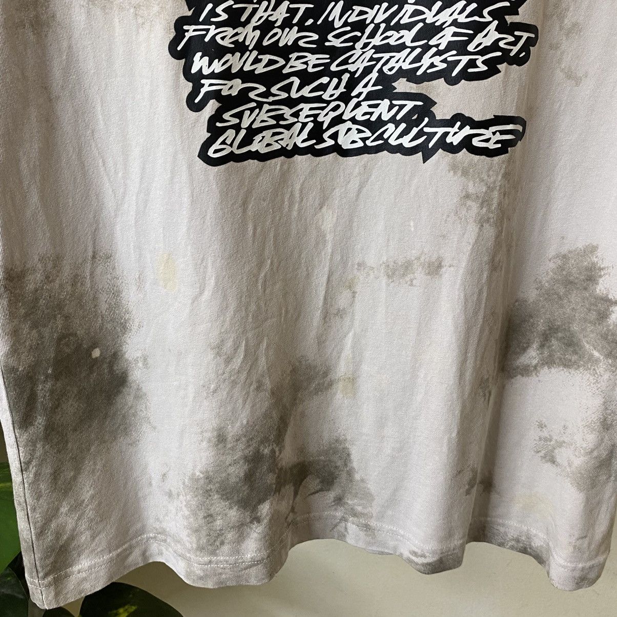 Futura Futura Laboratories x Uniqlo Tie Dye Collaboration T Shirt Size US L / EU 52-54 / 3 - 3 Thumbnail