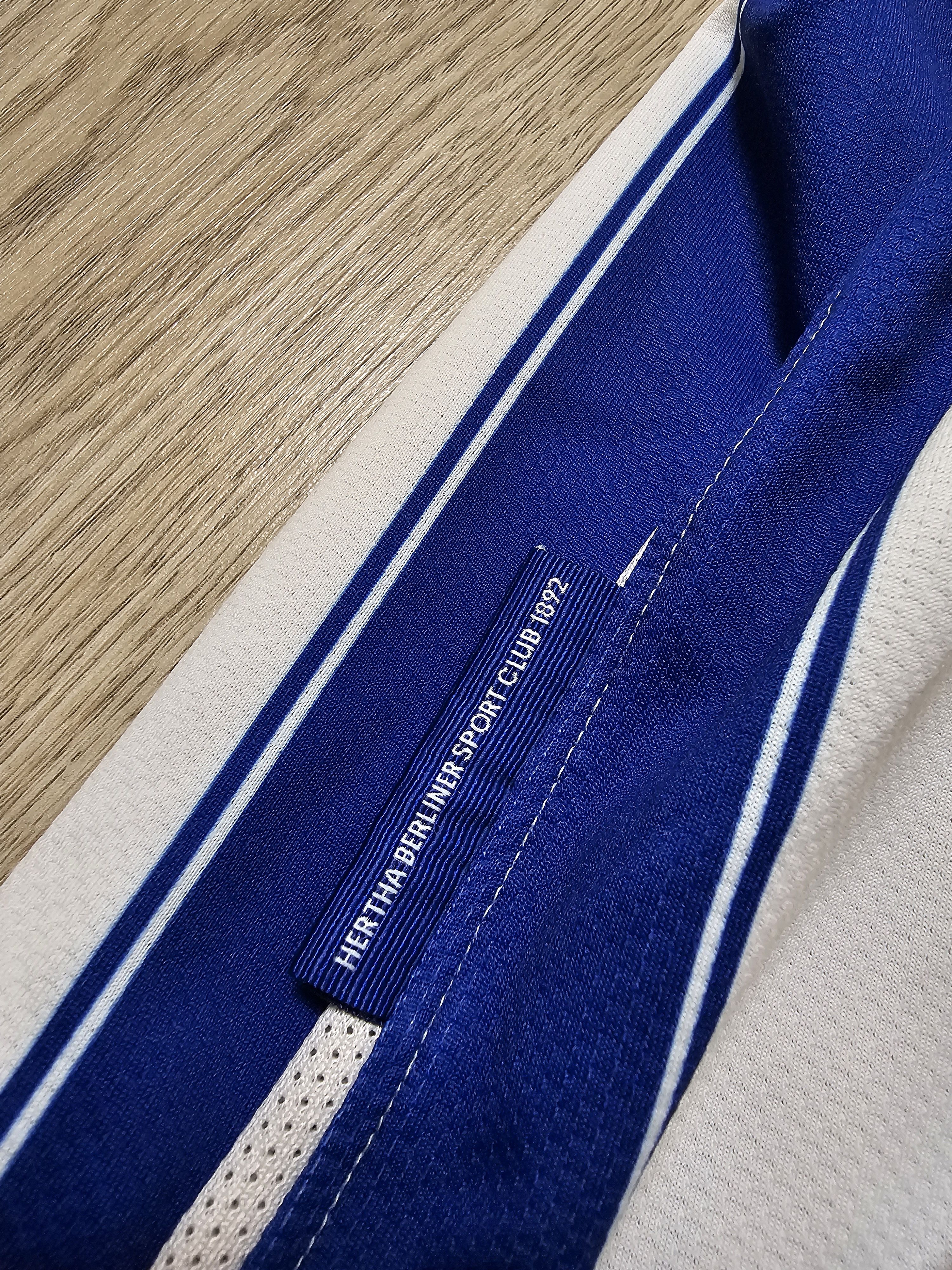 Nike HERTHA BERLIN 2009 2010 HOME FOOTBALL SHIRT SOCCER JERSEY Size US XL / EU 56 / 4 - 8 Thumbnail