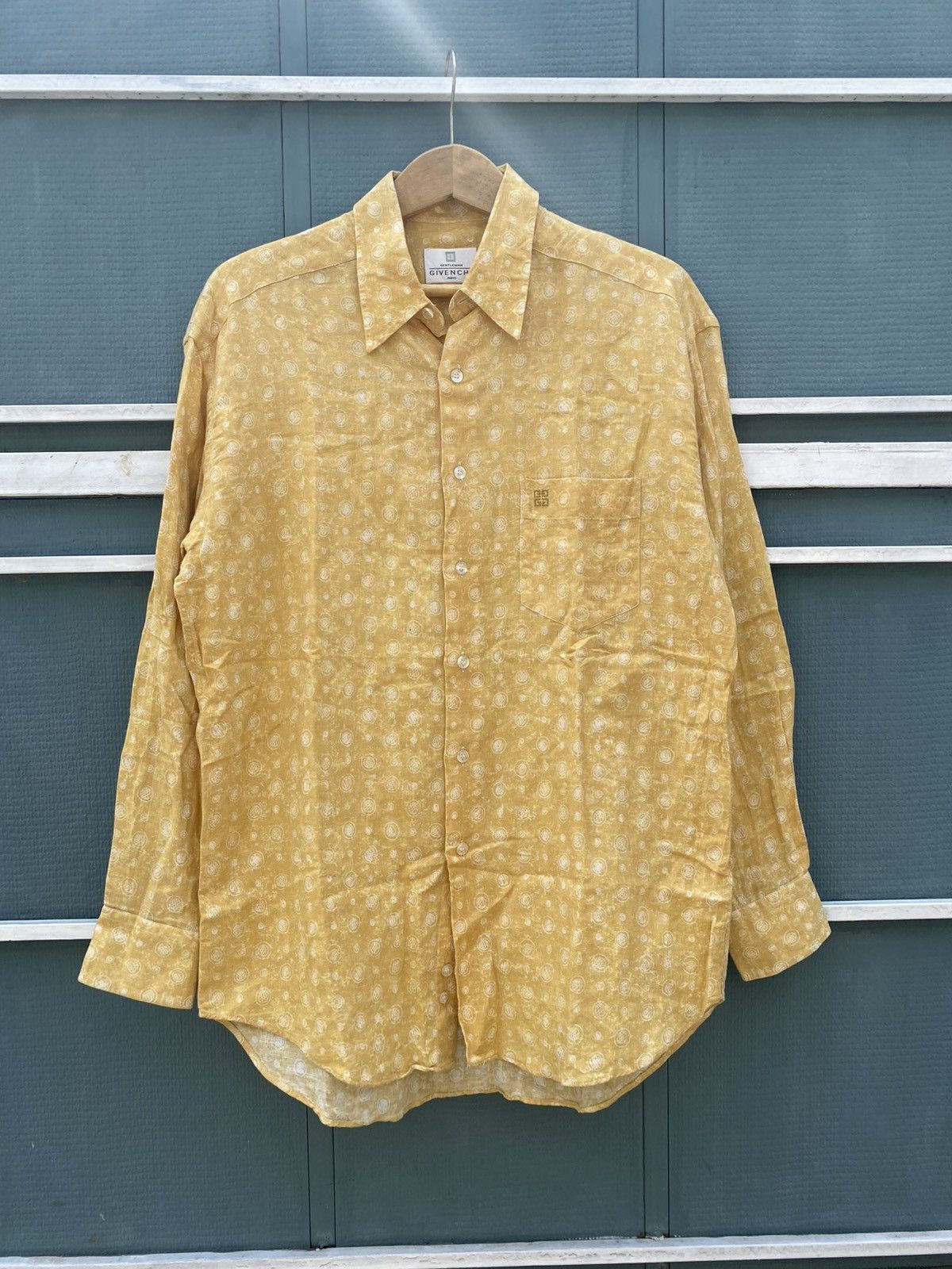 Vintage givenchy gentleman monogram shirts