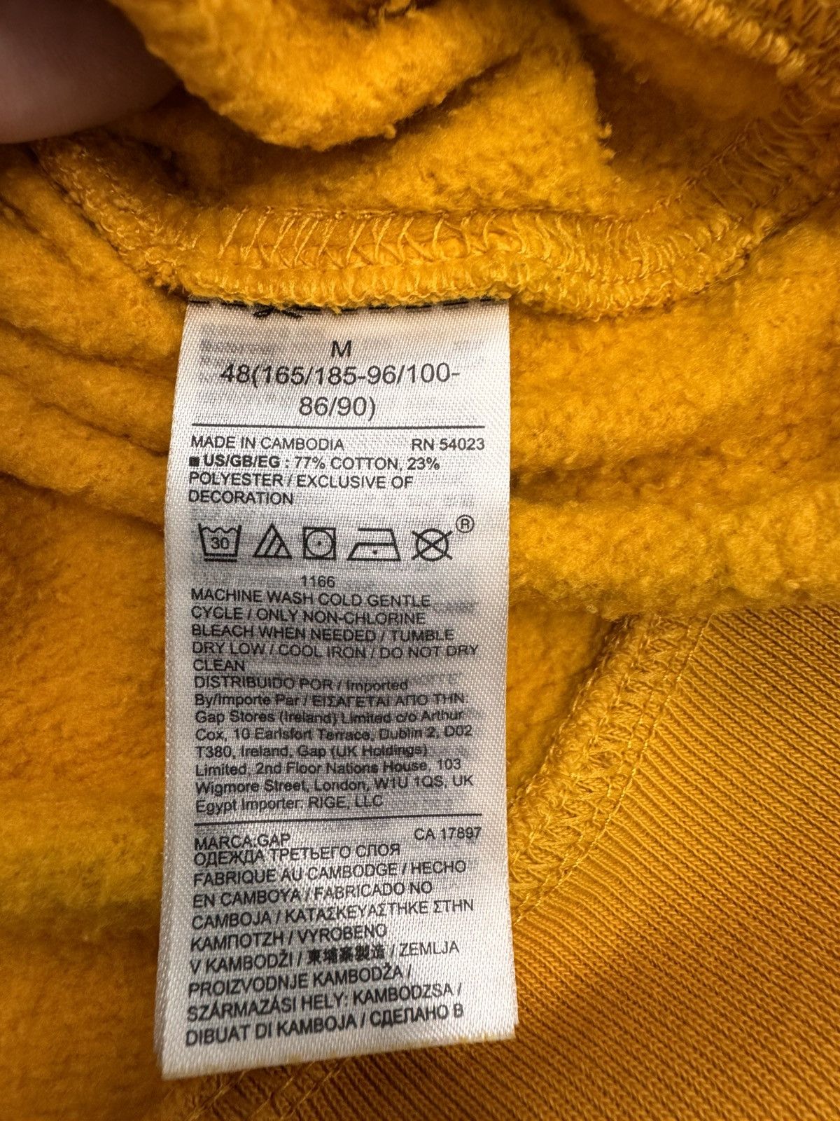 Gap GAP Men Cotton Zip Hoodie Yellow Size M Size US M / EU 48-50 / 2 - 7 Thumbnail