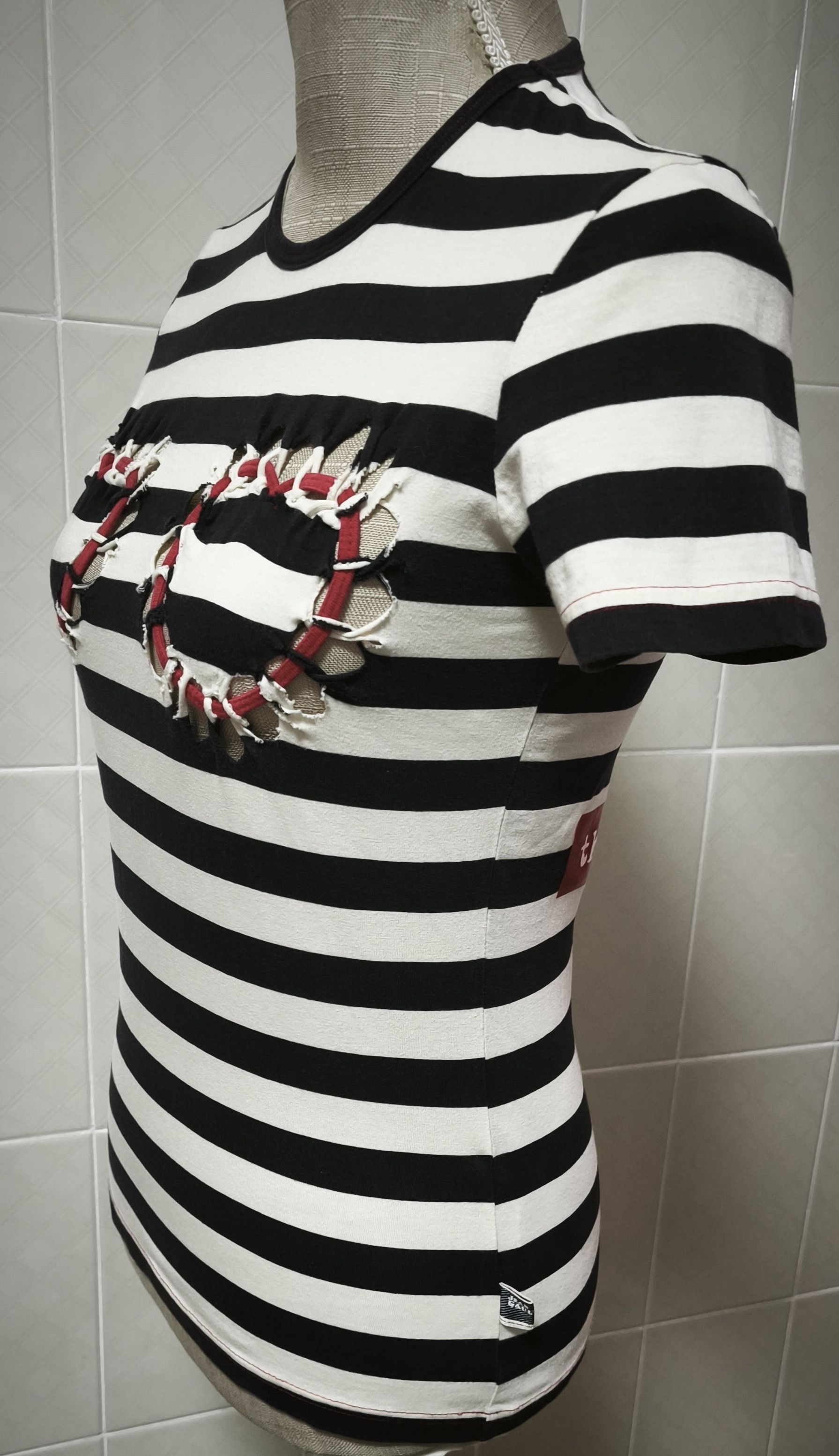 Jean Paul Gaultier Two red cord hearts top - Do you think I'm sexy? Size S / US 4 / IT 40 - 1 Thumbnail