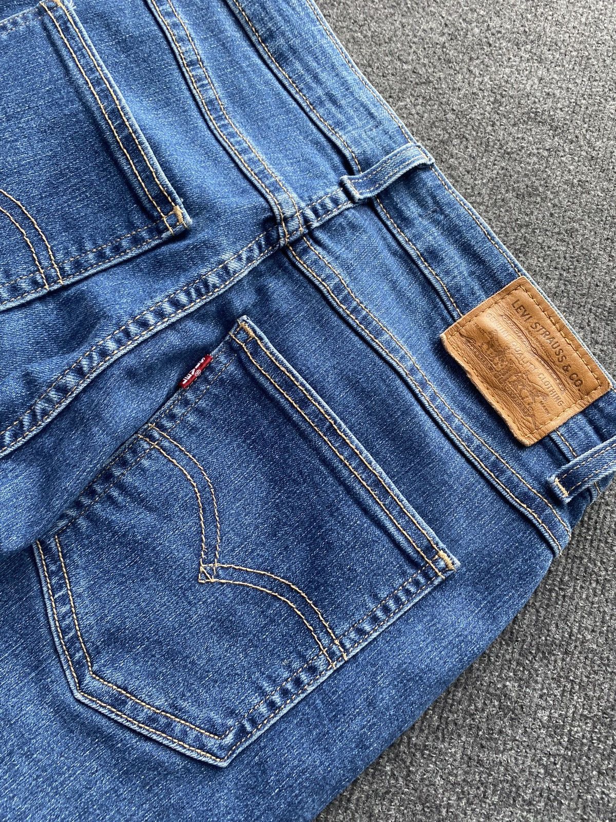 Levi's 🔥Levis 726 Flare Womens blue jeans 28 sz goth emo alt Size 28" / US 6 / IT 42 - 14 Thumbnail
