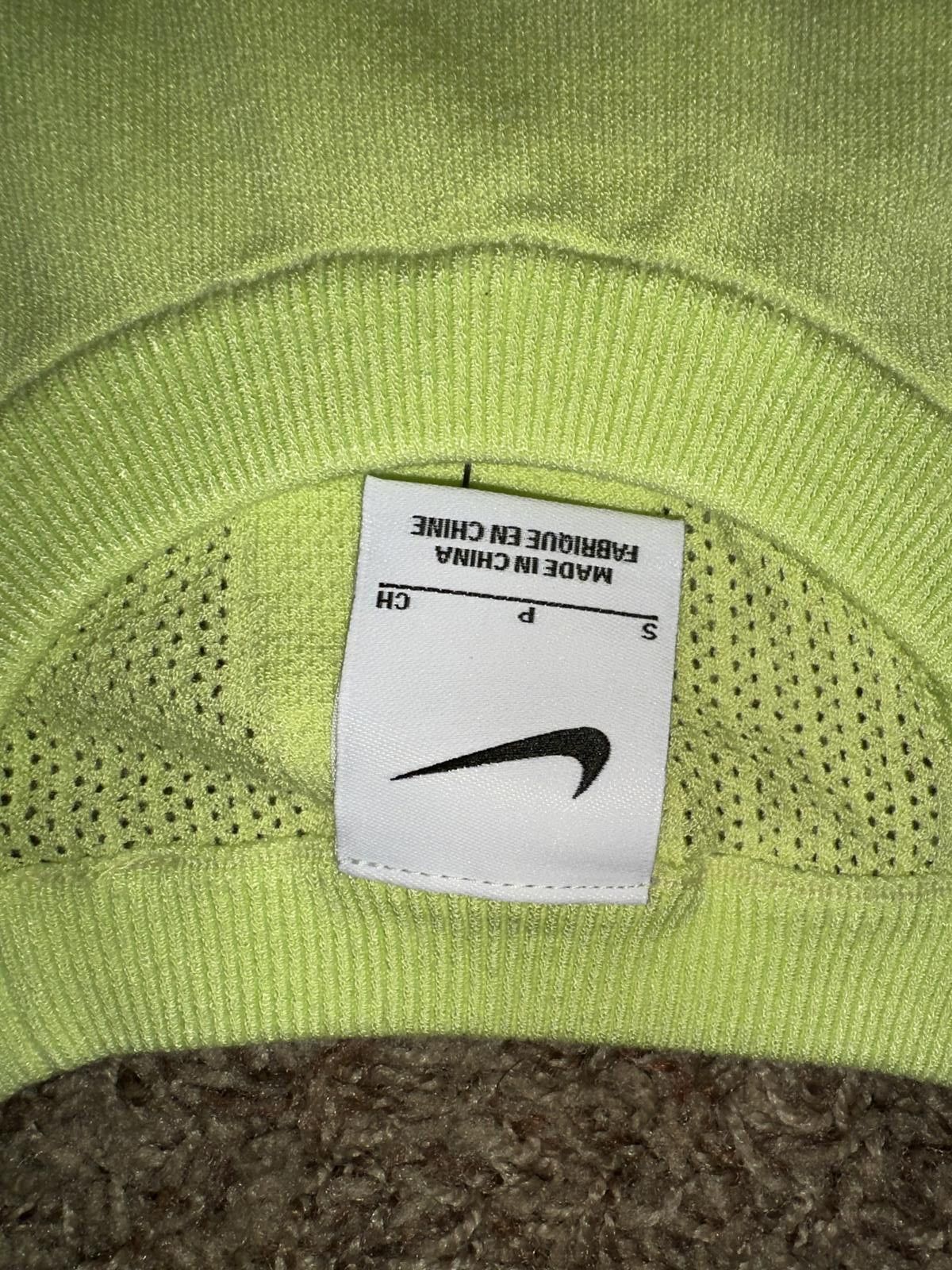 Nike Nike Tour Women's Golf Neon Green Sweater Sample Size S / US 4 / IT 40 - 3 Thumbnail