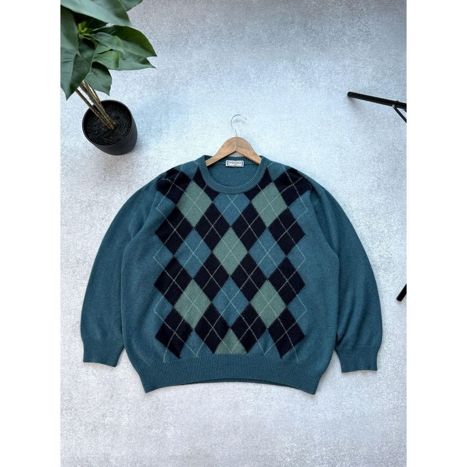 Yves Saint Laurent VINTAGE Yves Saint Laurent Tricots Sweater Men’s Wool Knit Crew Neck L-XL Gray YSL Pullover Vintage 90s Luxury Made In Italy Mens Size US L / EU 52-54 / 3 - 2 Thumbnail