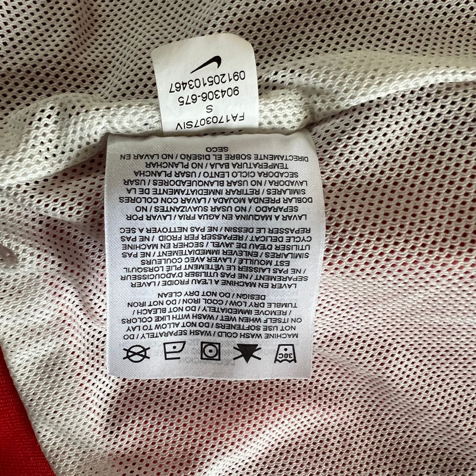 Nike Nike Windrunner Hooded Windbreaker Jacket Red White Size S / US 4 / IT 40 - 7 Thumbnail