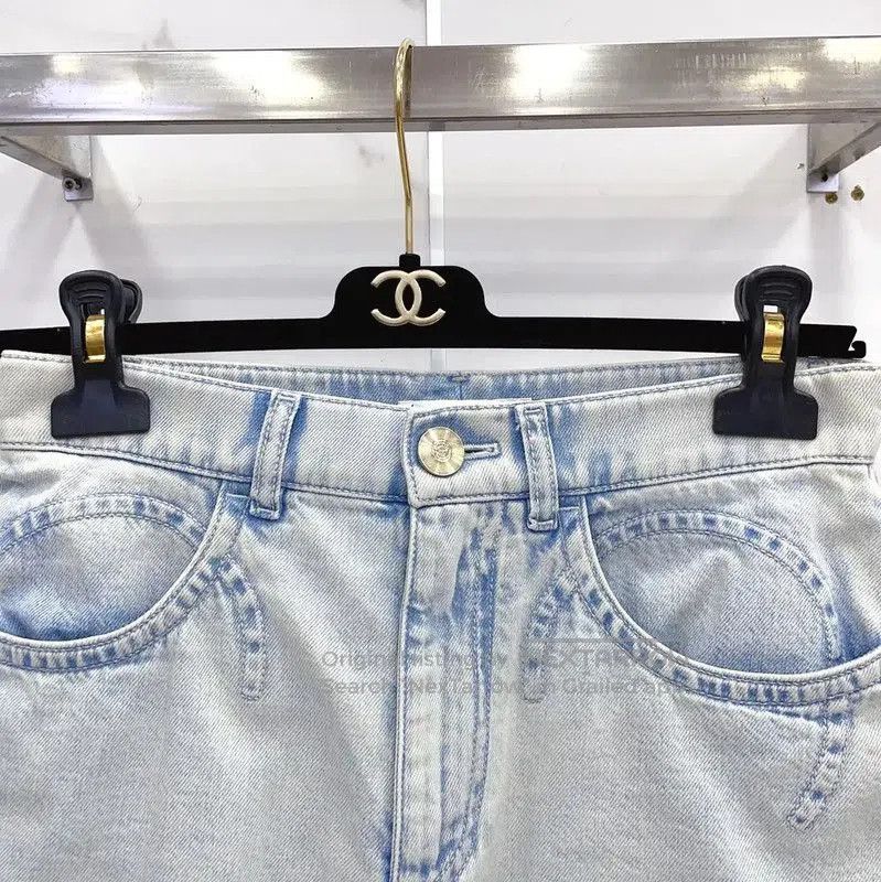 Chanel Chanel Blue Cotton Logo Women's Shorts . Size 23" - 2 Thumbnail