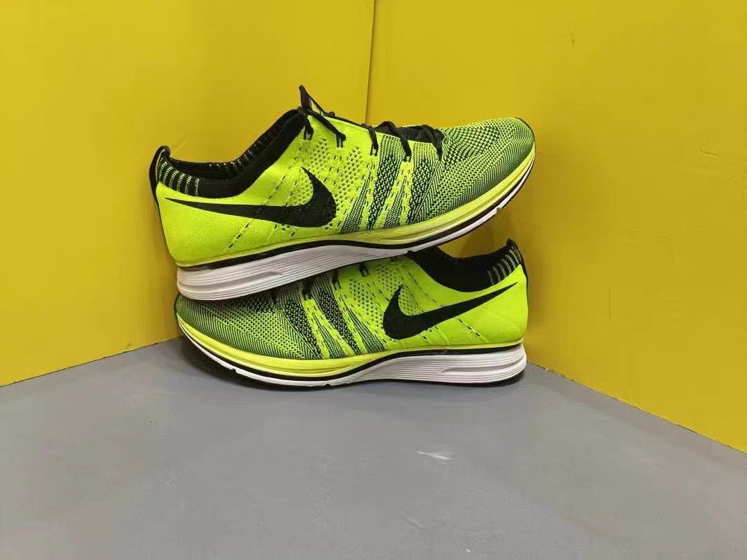 Nike Nike Flyknit Trainer+ Neon Volt K15 Size US 11.5 / EU 44-45 - 4 Thumbnail