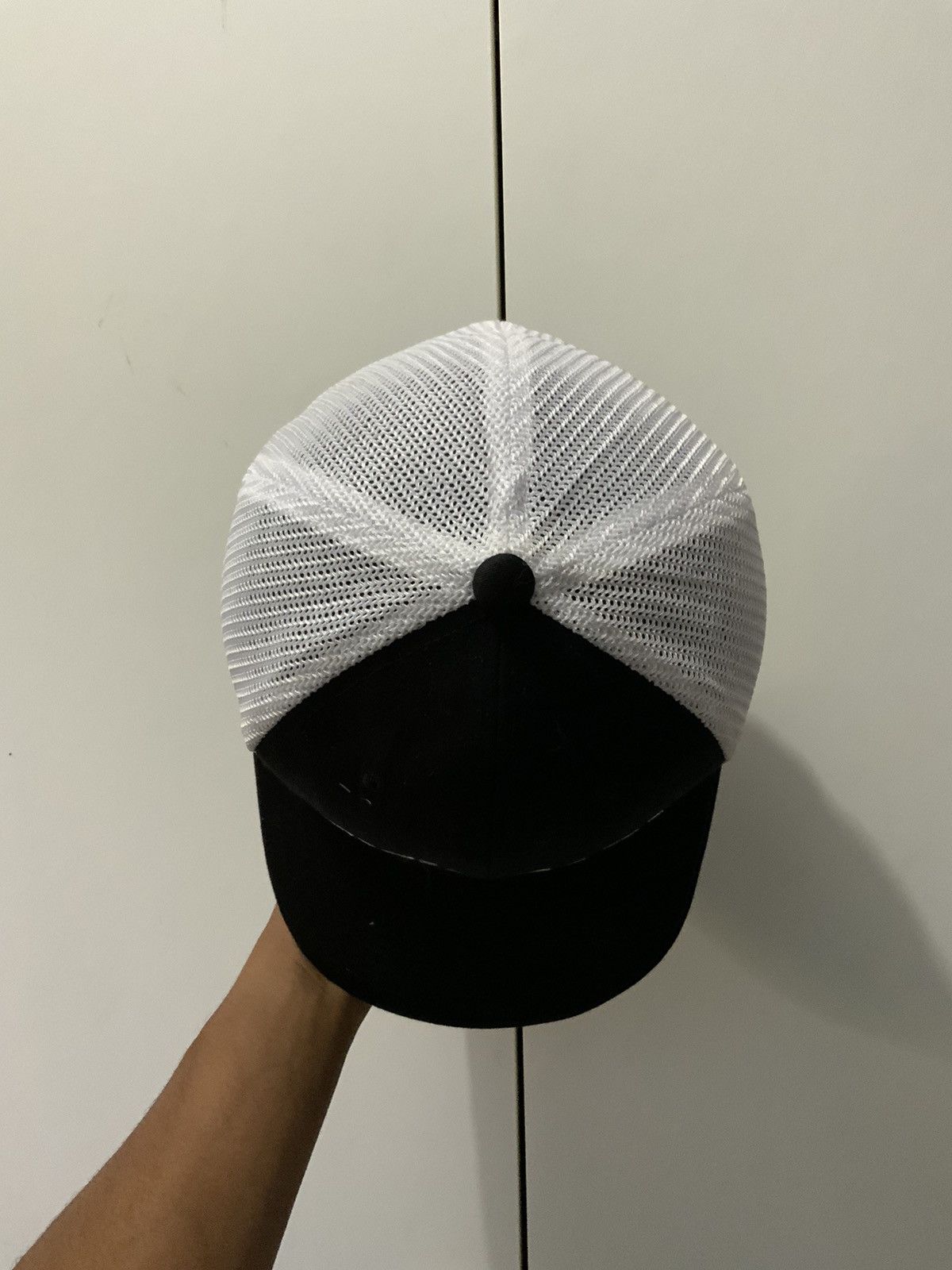 Hat Club Fishbrain Yupoong Flexi Spellout Fitted trucker Hat Size ONE SIZE - 8 Thumbnail