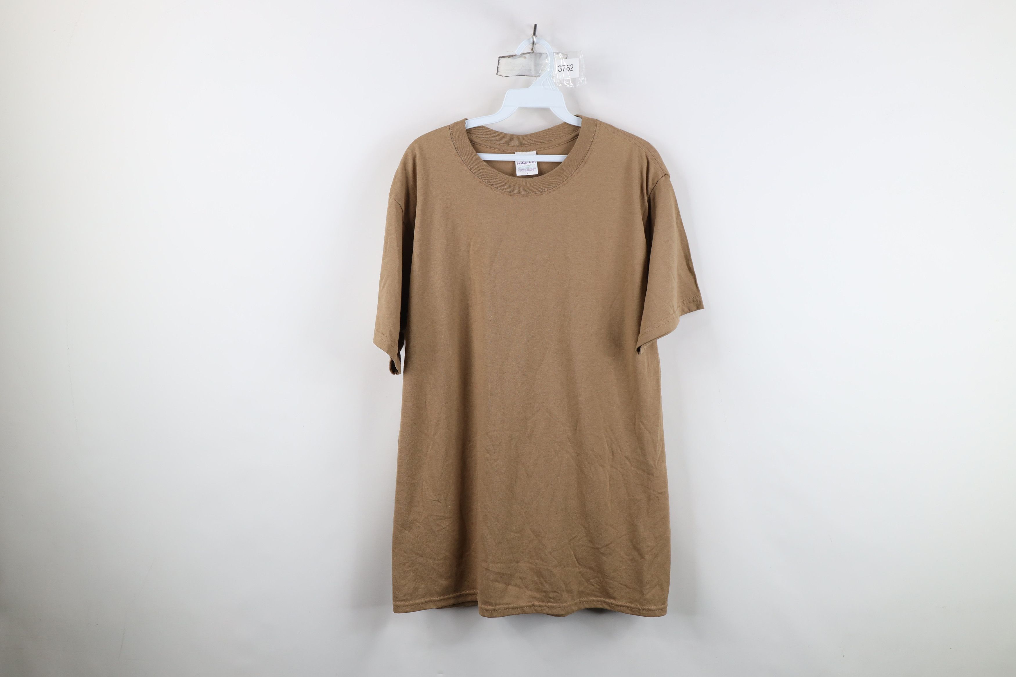 Vintage Vintage 90s Streetwear Short Sleeve T-Shirt Beige Khaki Size US L / EU 52-54 / 3 - 1 Thumbnail