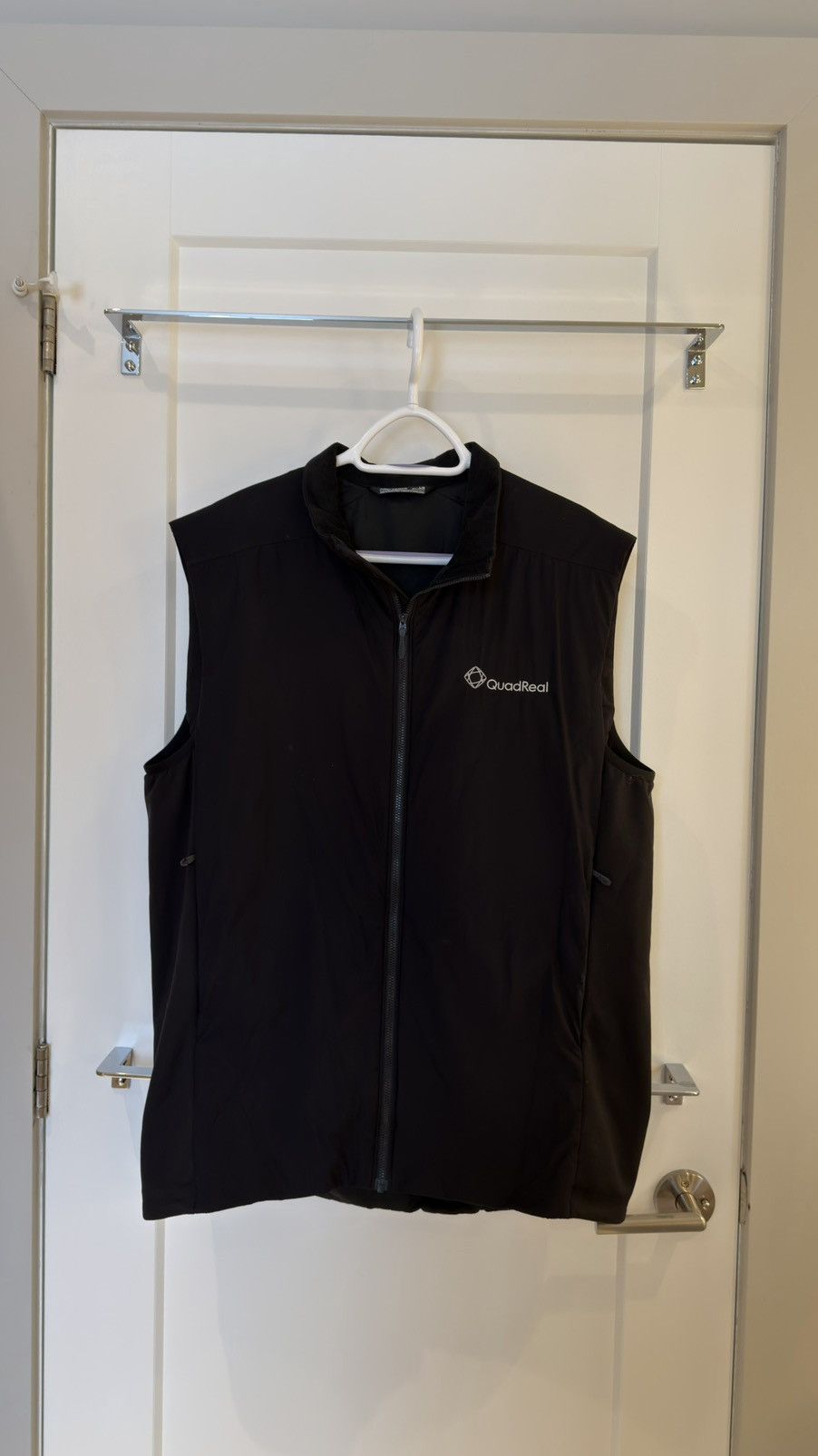 Arc'teryx Arcteryx Atom LT vest, like new !! Size US L / EU 52-54 / 3 - 1 Thumbnail