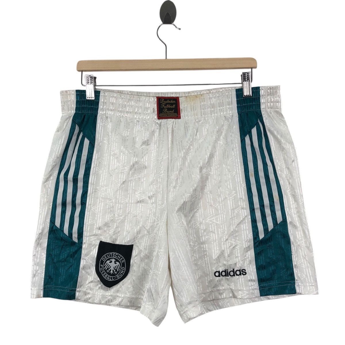 Adidas Vintage 96/98 Away ADIDAS GERMANY Football Soccer Short Size US 32 / EU 48 - 2 Thumbnail