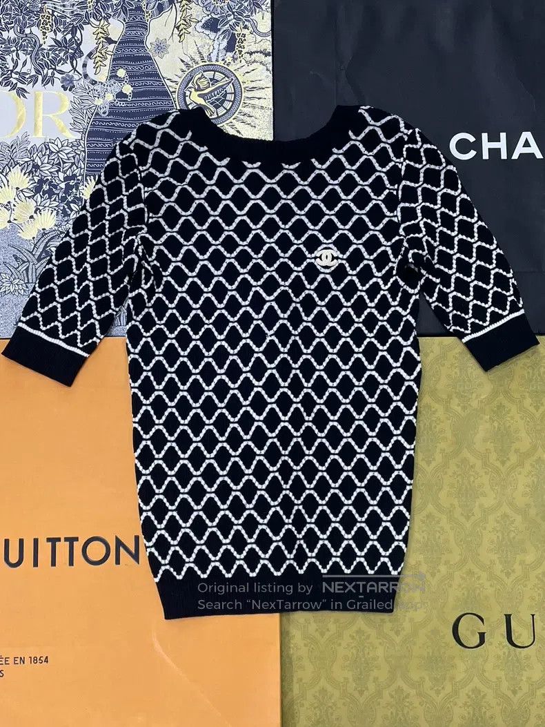 Chanel Chanel Black and white colour block diamond check double C Size XXS / US 00 / IT 34 - 1 Thumbnail