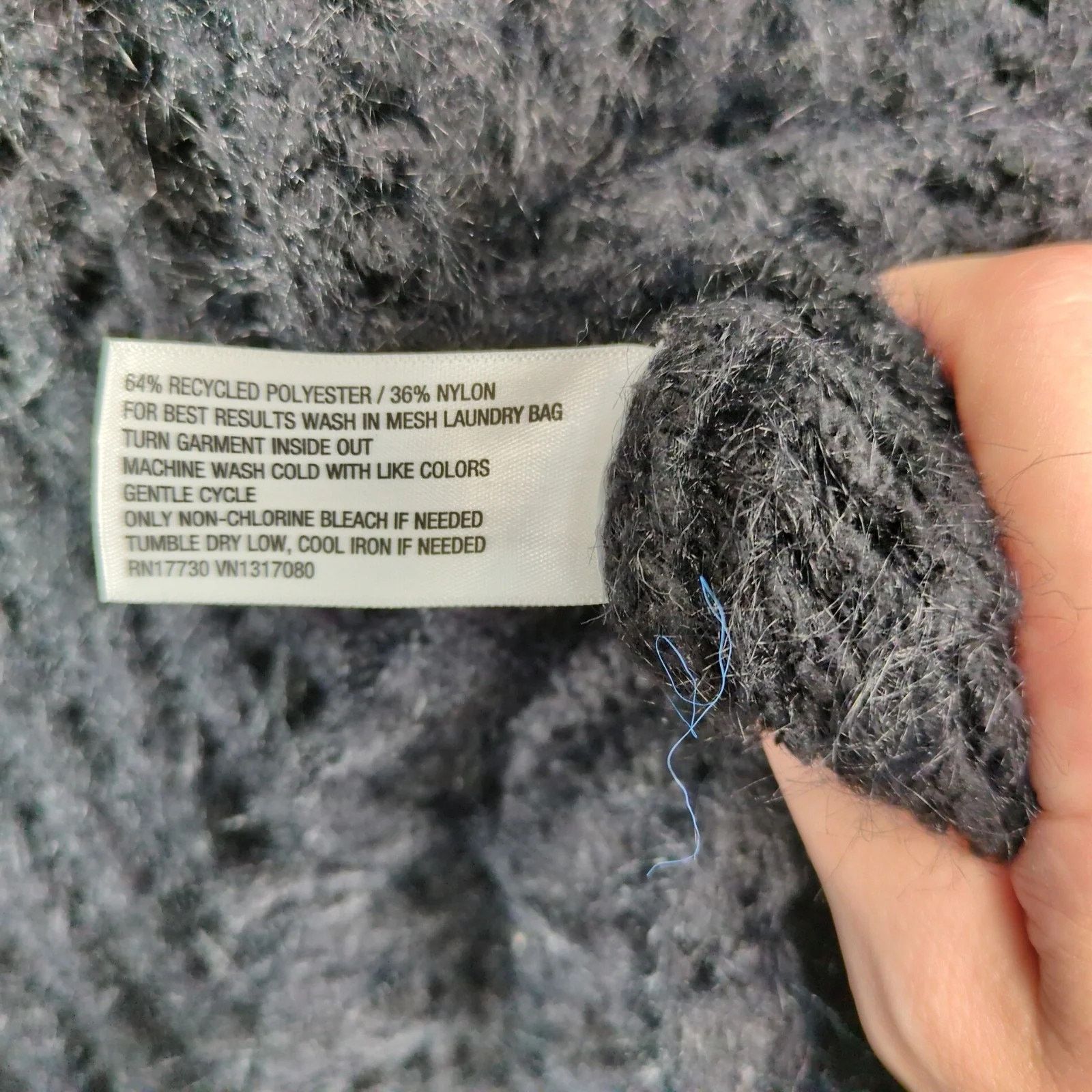 Other NWT Universal Thread Black Fuzzy Open Chunky Knit Sweater XL Size XL / US 12-14 / IT 48-50 - 7 Thumbnail