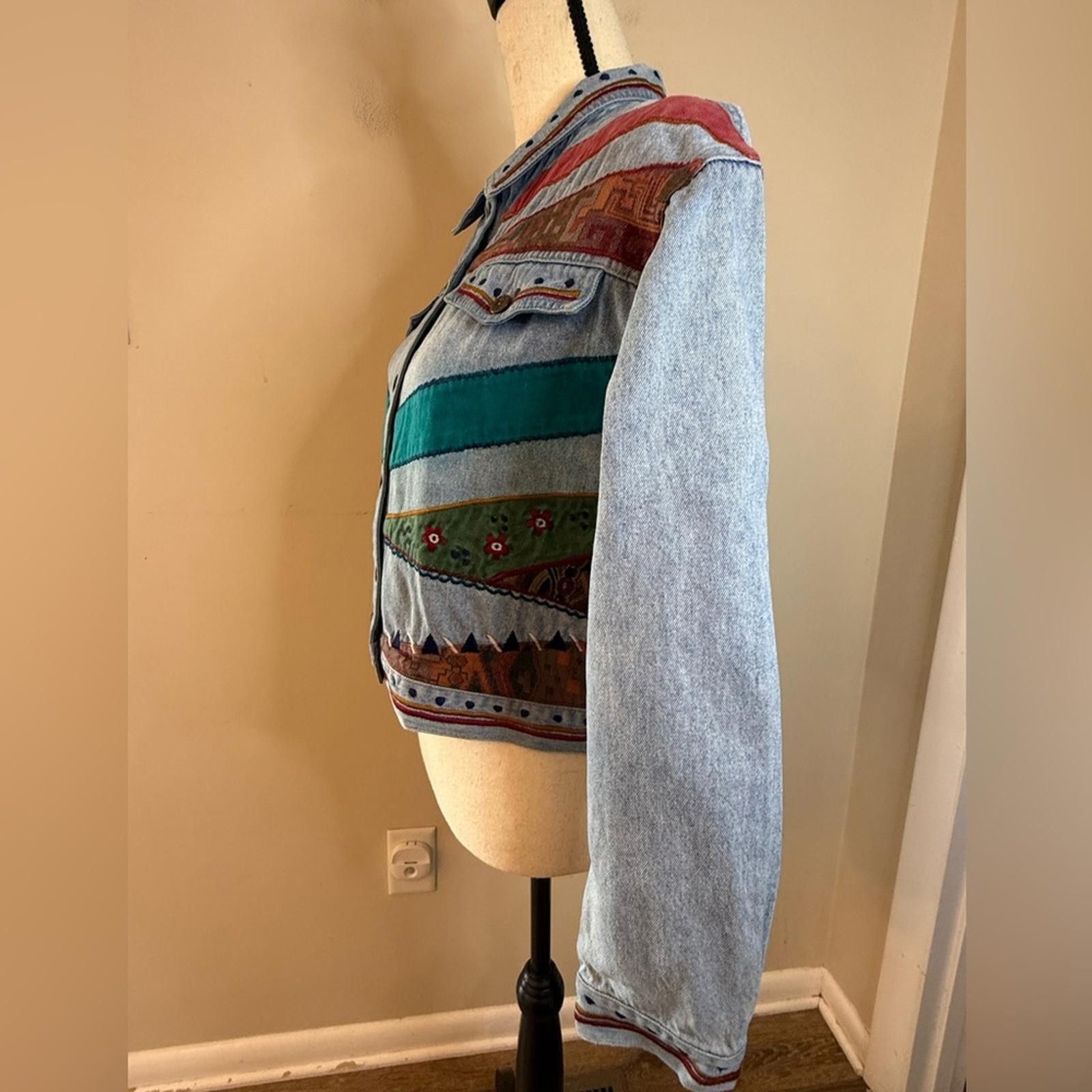 Other Petite Sophisticate jeans jacket Aztec floral patchwork MP Size M / US 6-8 / IT 42-44 - 3 Thumbnail