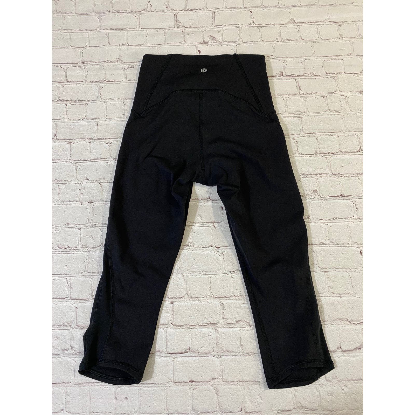 Lululemon Black lululemon leggings size 4 Size 27" / US 4 / IT 40 - 5 Thumbnail