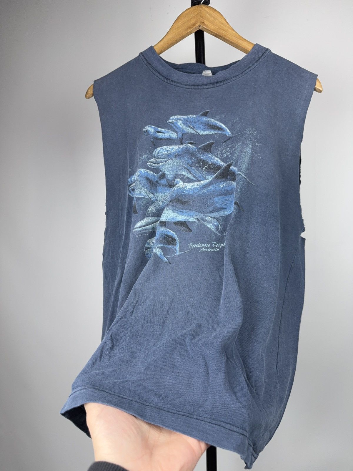 Vintage Vintage 90s Bottlenose Dolphins Australia Sleeveless Tee Size US M / EU 48-50 / 2 - 8 Thumbnail