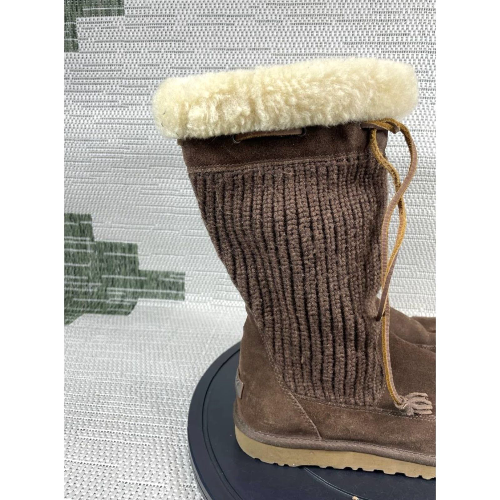 Ugg Ugg Boots Mens Size 6 Suburb Brown Crochet Knit Sheepskin Mid Calf Winter Snow Size US 6 / IT 36 - 3 Thumbnail