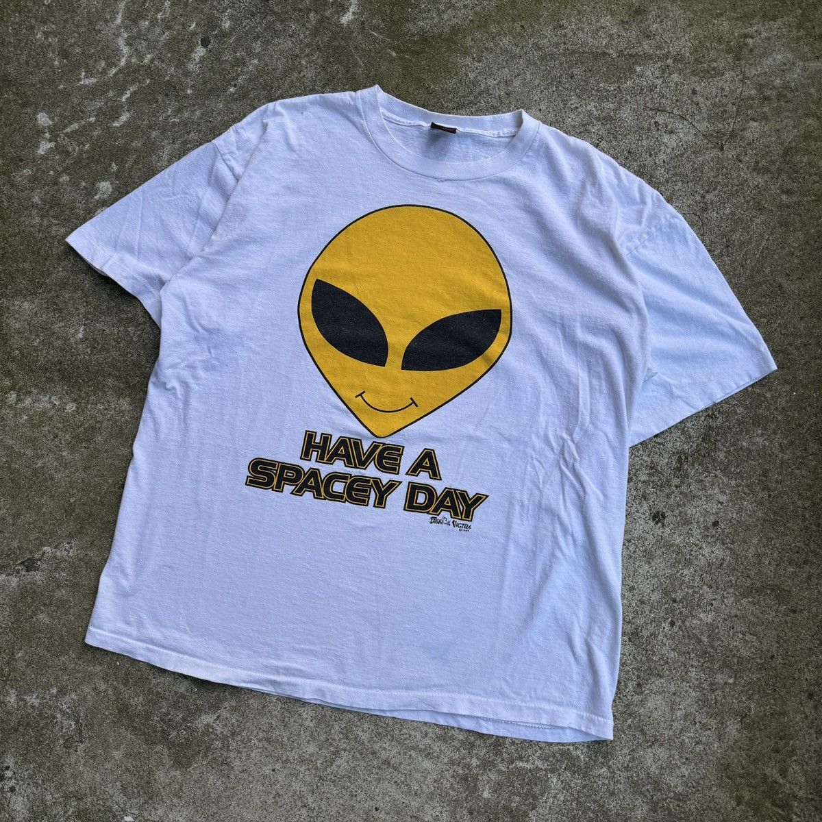 Fashion Victim 90s Have A Spacey Day Alien Shirt Thrashed Faded ERD Grunge Size US XL / EU 56 / 4 - 2 Thumbnail
