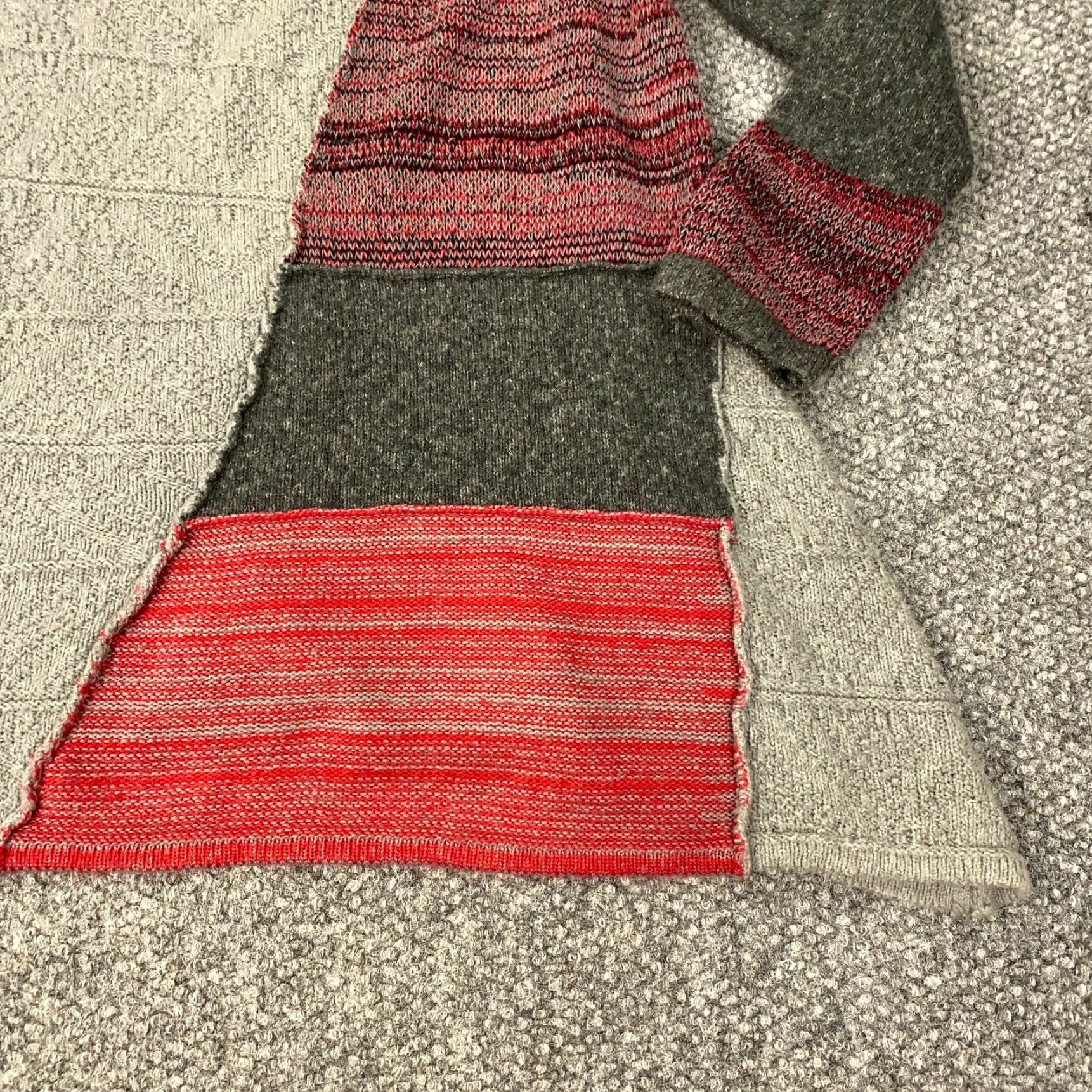 Vintage Style & Co Womens Sweater Petite Medium Red Boho Patchwork Aztec Knit Pullover Round Neck Womens Size M / US 6-8 / IT 42-44 - 4 Thumbnail